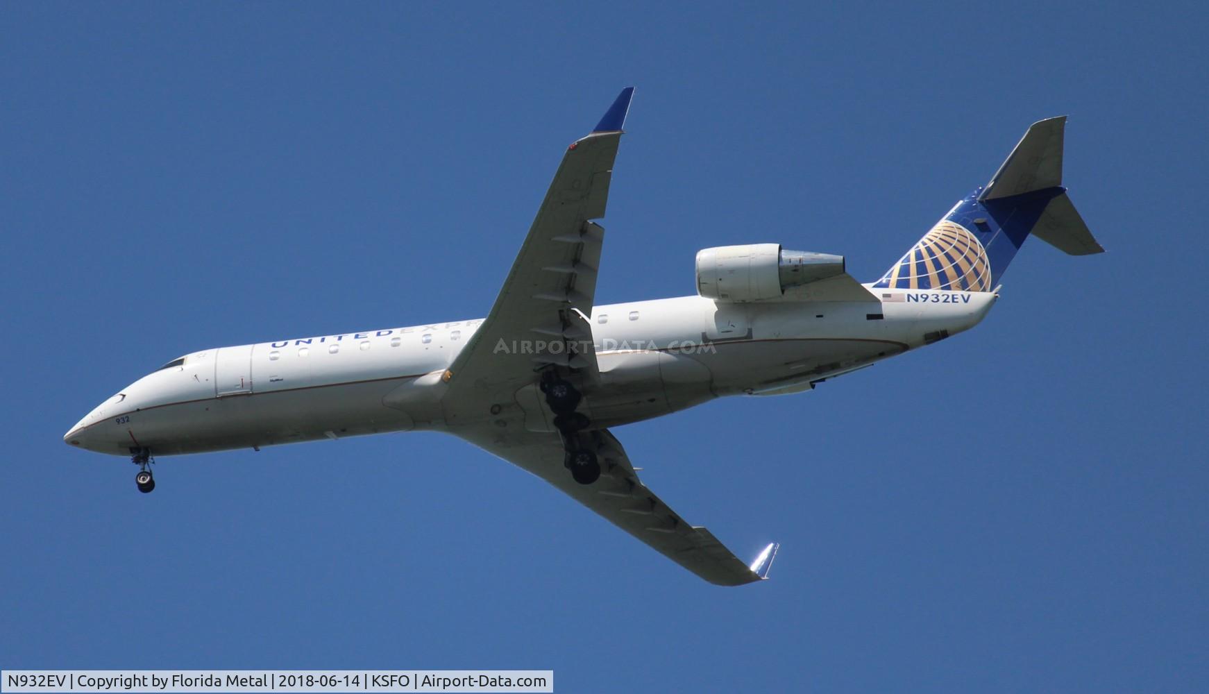N932EV, 2005 Bombardier CRJ-200ER (CL-600-2B19) C/N 8016, SFO spotting 2018