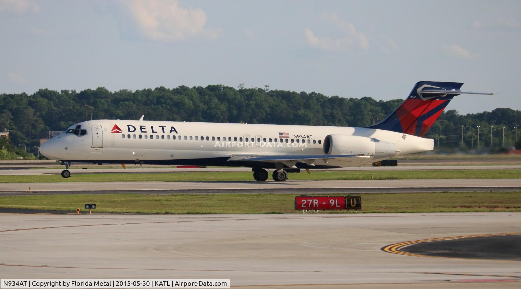 N934AT, 2000 Boeing 717-200 C/N 55070, ATL spotting 2015
