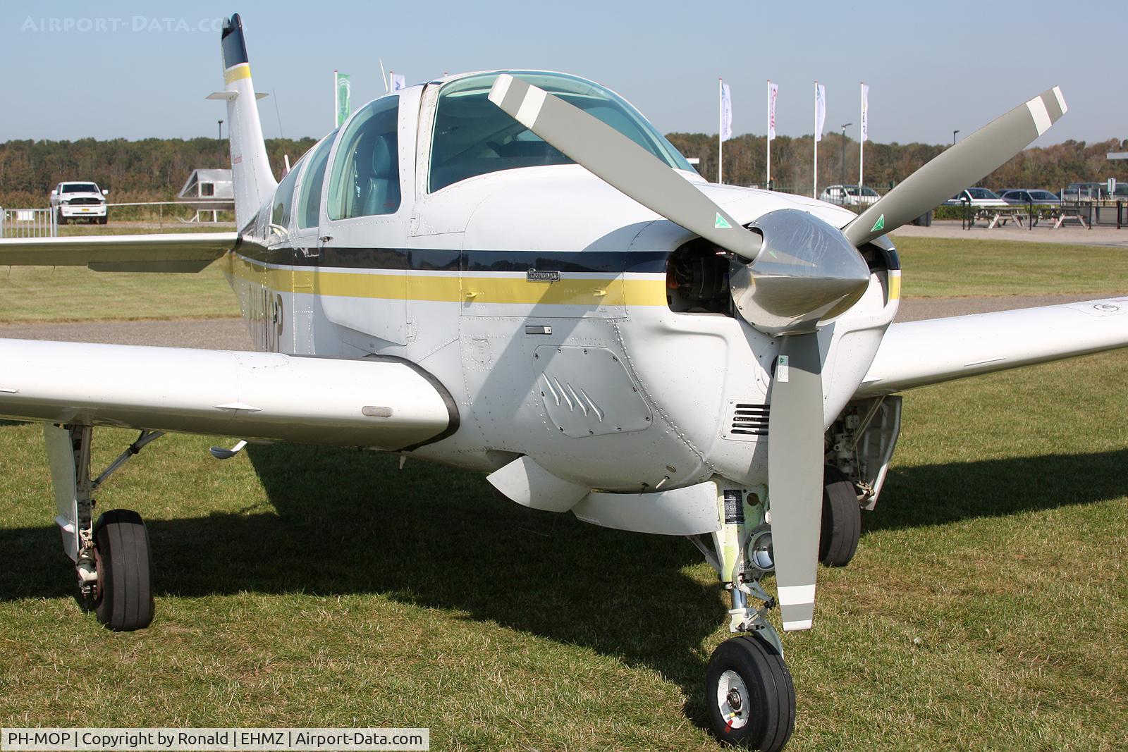 PH-MOP, 1987 Beech F33A Bonanza C/N CE-1169, at ehmz