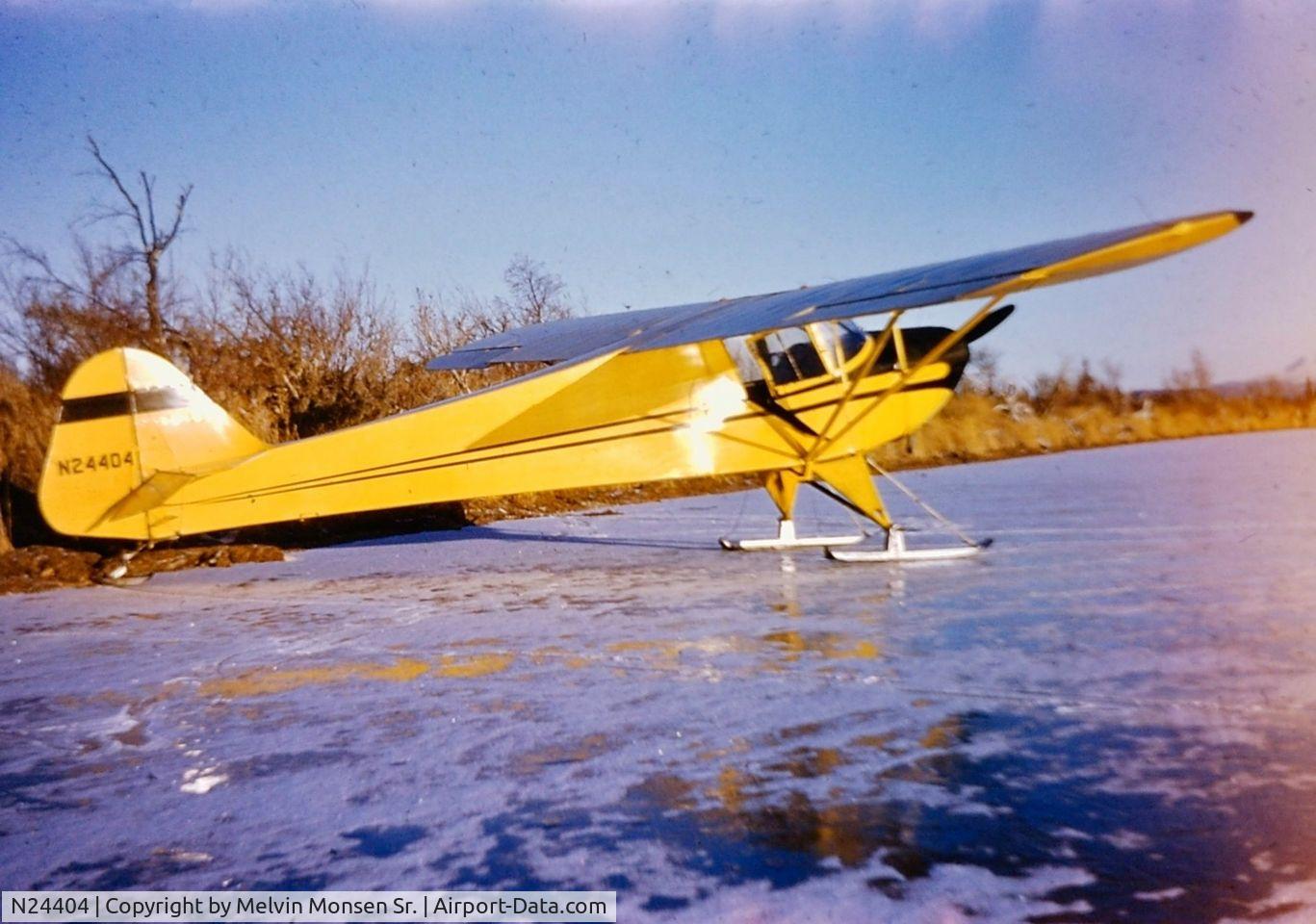 N24404, 1940 Taylorcraft BC-65 C/N 1740, taken at Brooks Lake operating out of Naknek, Alaska