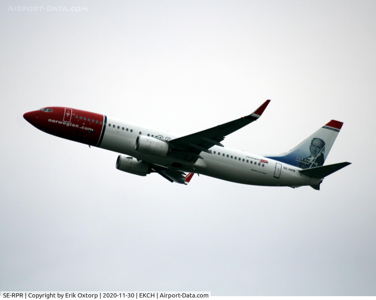 SE-RPR, 2015 Boeing 737-8JP C/N 42081, SE-RPR taking off rw 22R