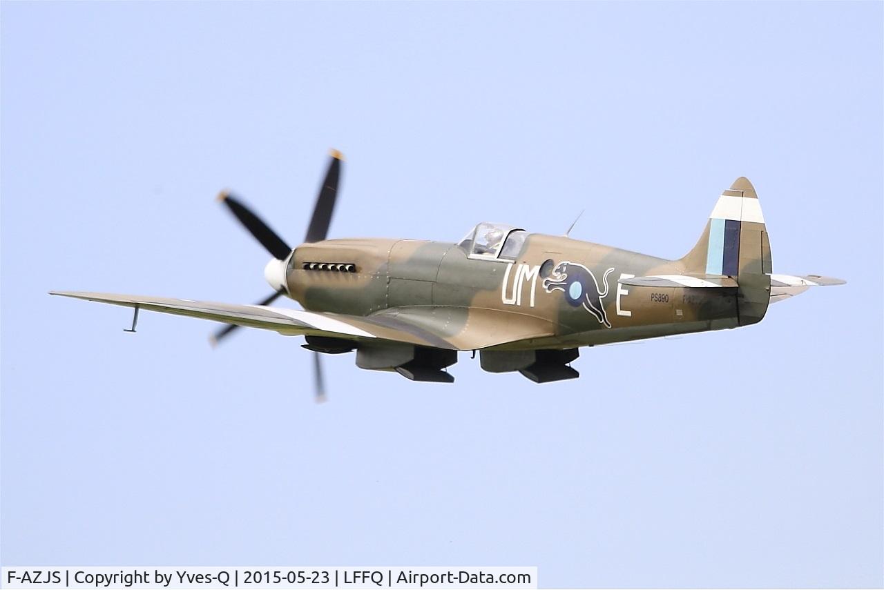 F-AZJS, 1944 Supermarine 389 Spitfire PR.XIX C/N 6S/585110, Supermarine 389 Spitfire PR.XIX, On display, La Ferté-Alais airfield (LFFQ) Air show 2015