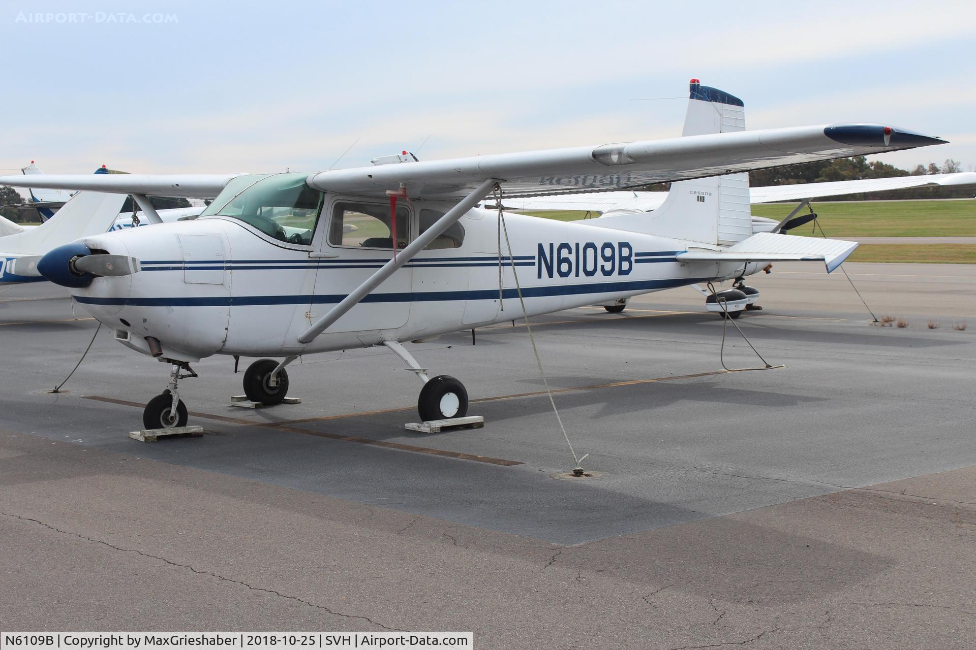 N6109B, 1957 Cessna 182A Skylane C/N 34109, N6109B @ SVH