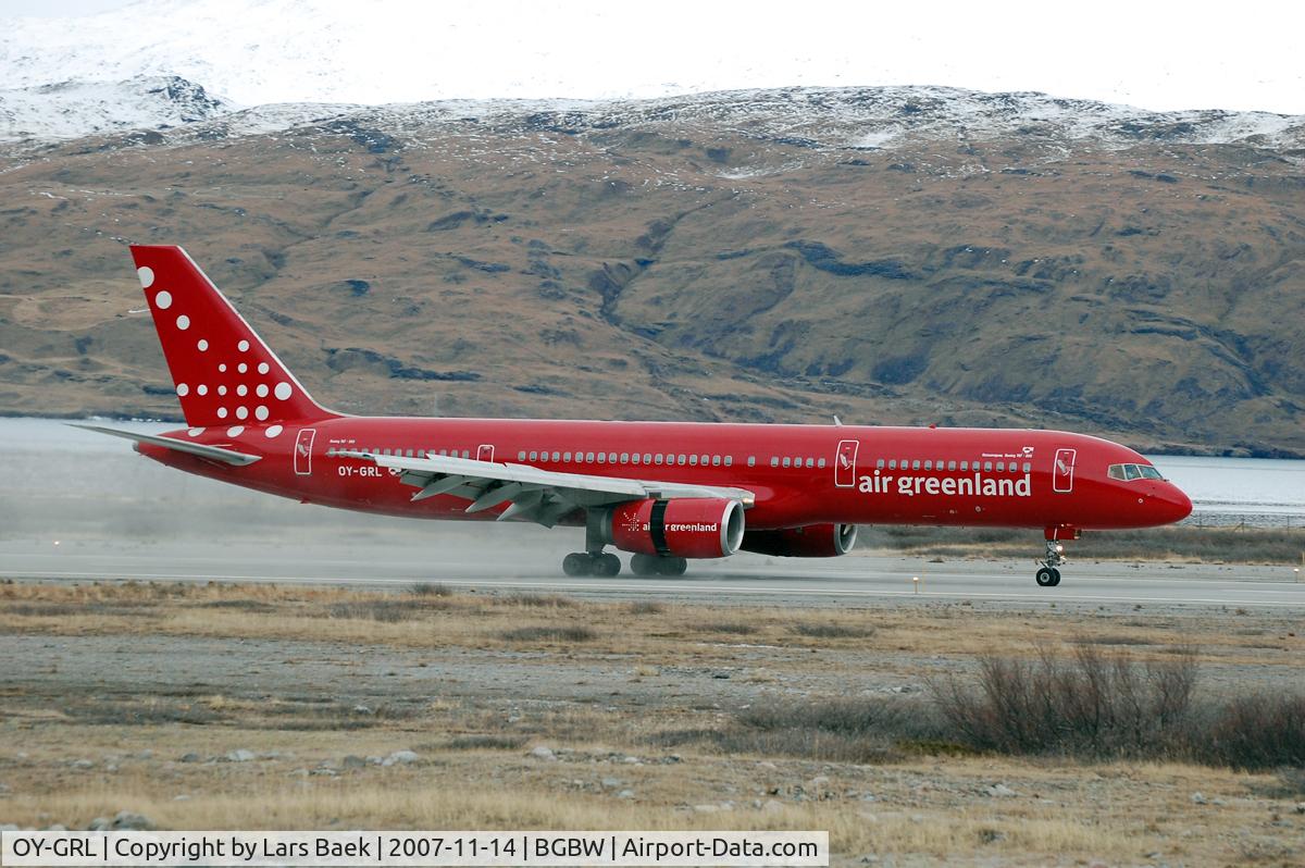 OY-GRL, 1992 Boeing 757-236 C/N 25620, Landing from Copenhagen