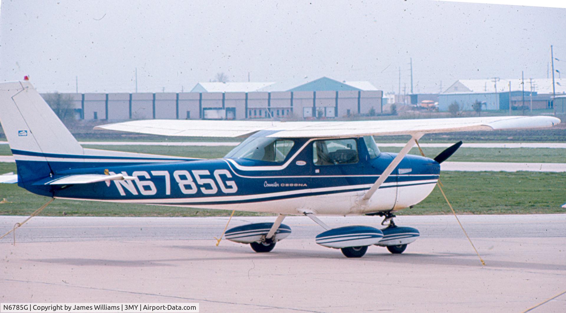 N6785G, Cessna 150L C/N 15072285, N6785G at Mt Hawley airport, Peoria, Illinois.  Mid 1970s.