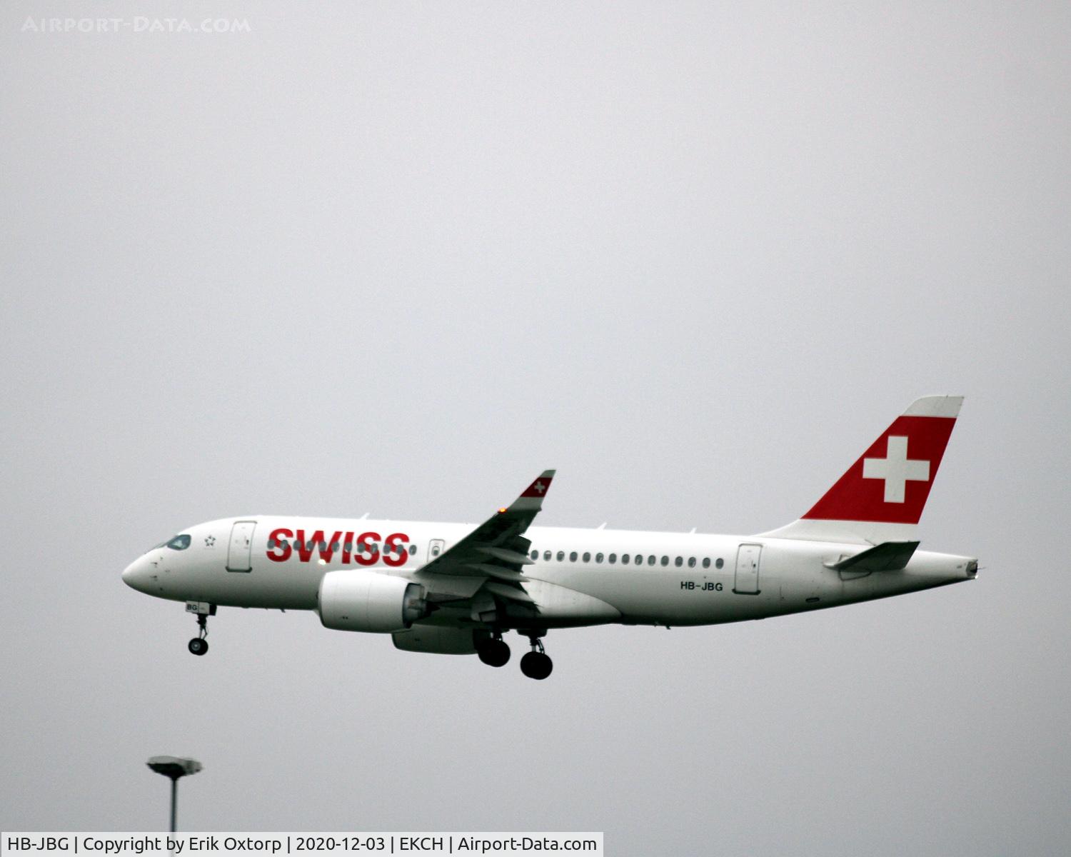 HB-JBG, 2017 Bombardier CSeries CS100 (BD-500-1A10) C/N 50016, HB-JBG landing rw 22L