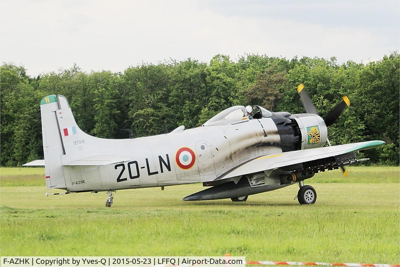 F-AZHK, Douglas AD-4N Skyraider C/N 7802, Douglas AD-4N Skyraider, Taxiing, La Ferté-Alais airfield (LFFQ) Airshow 2015