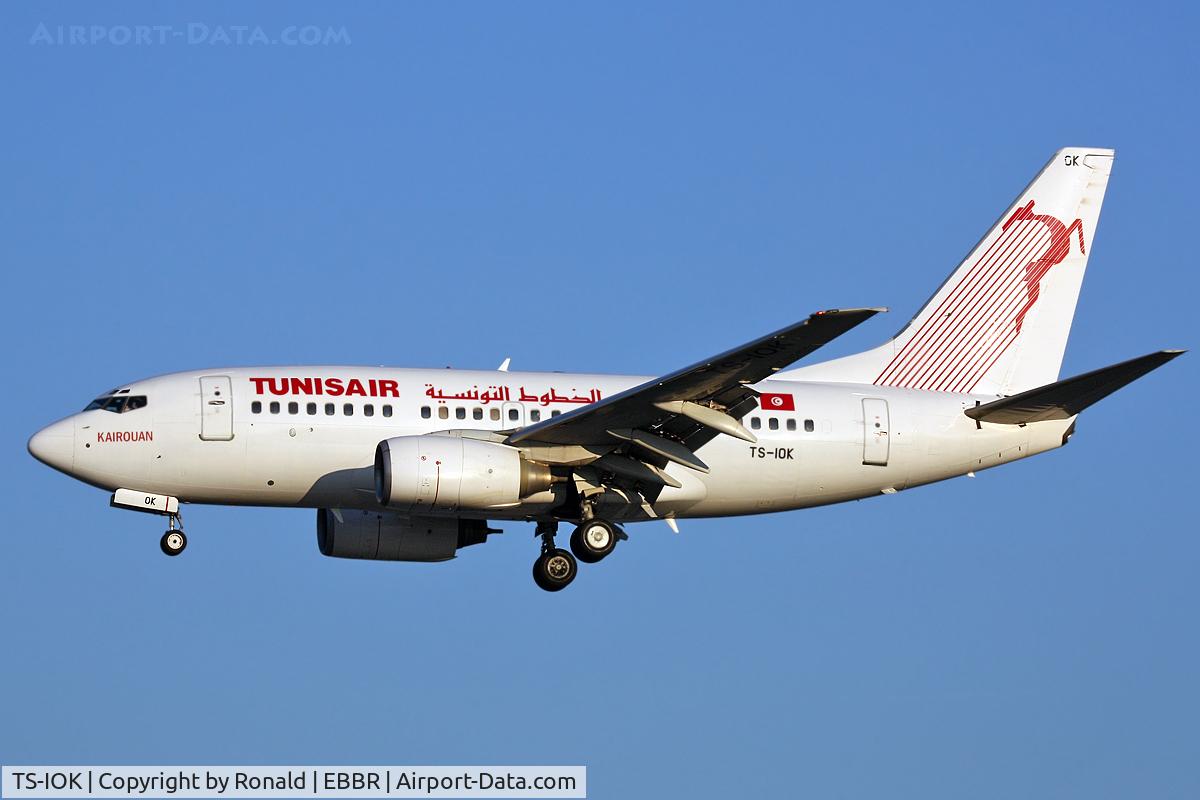 TS-IOK, 1999 Boeing 737-6H3 C/N 29496, at bru