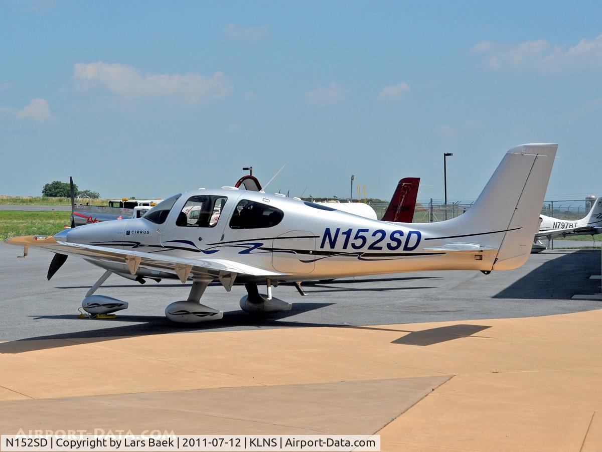 N152SD, 2008 Cirrus SR22 C/N 3304, Resting on the Apron