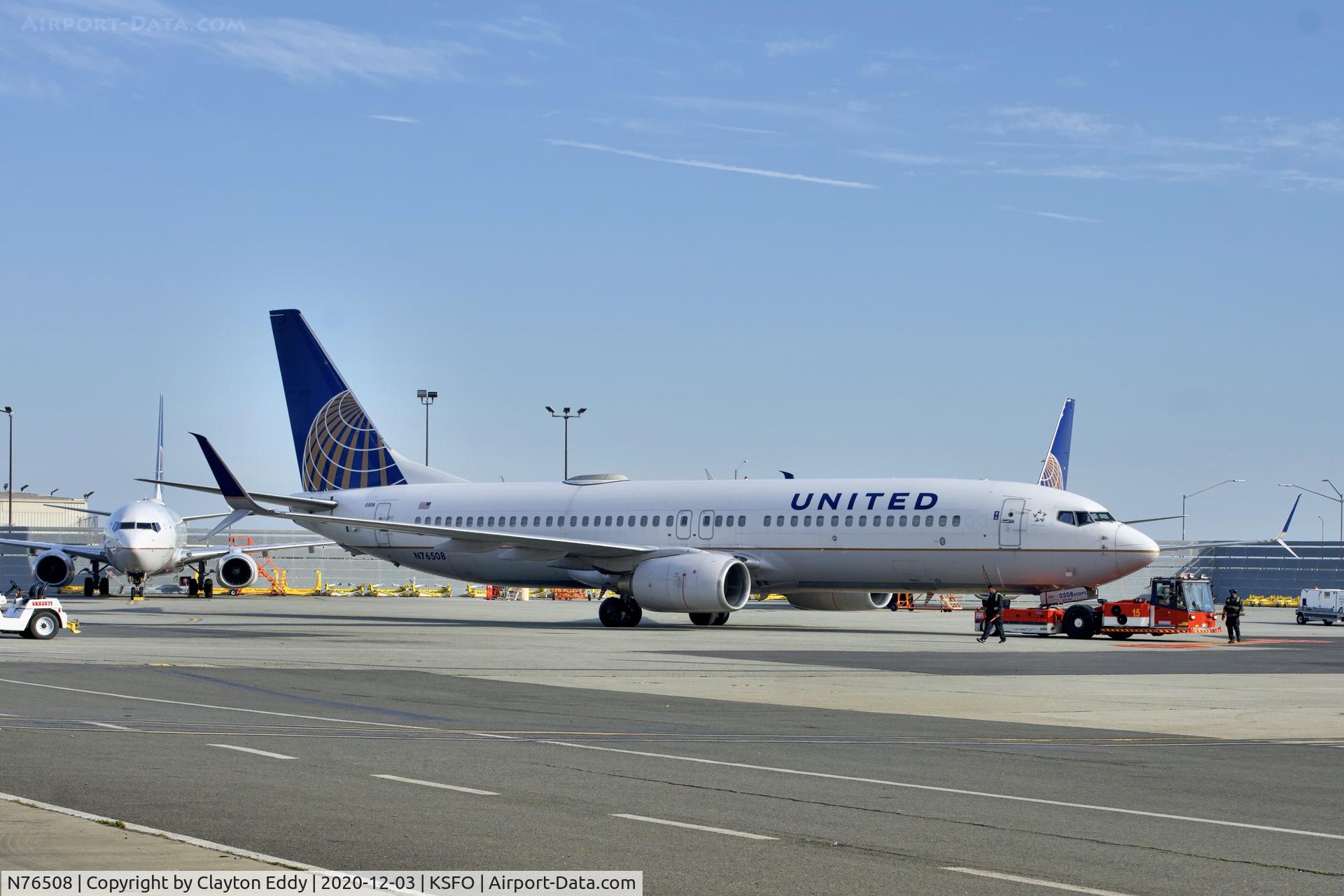 N76508, 2008 Boeing 737-824 C/N 31639, SFO 2020.