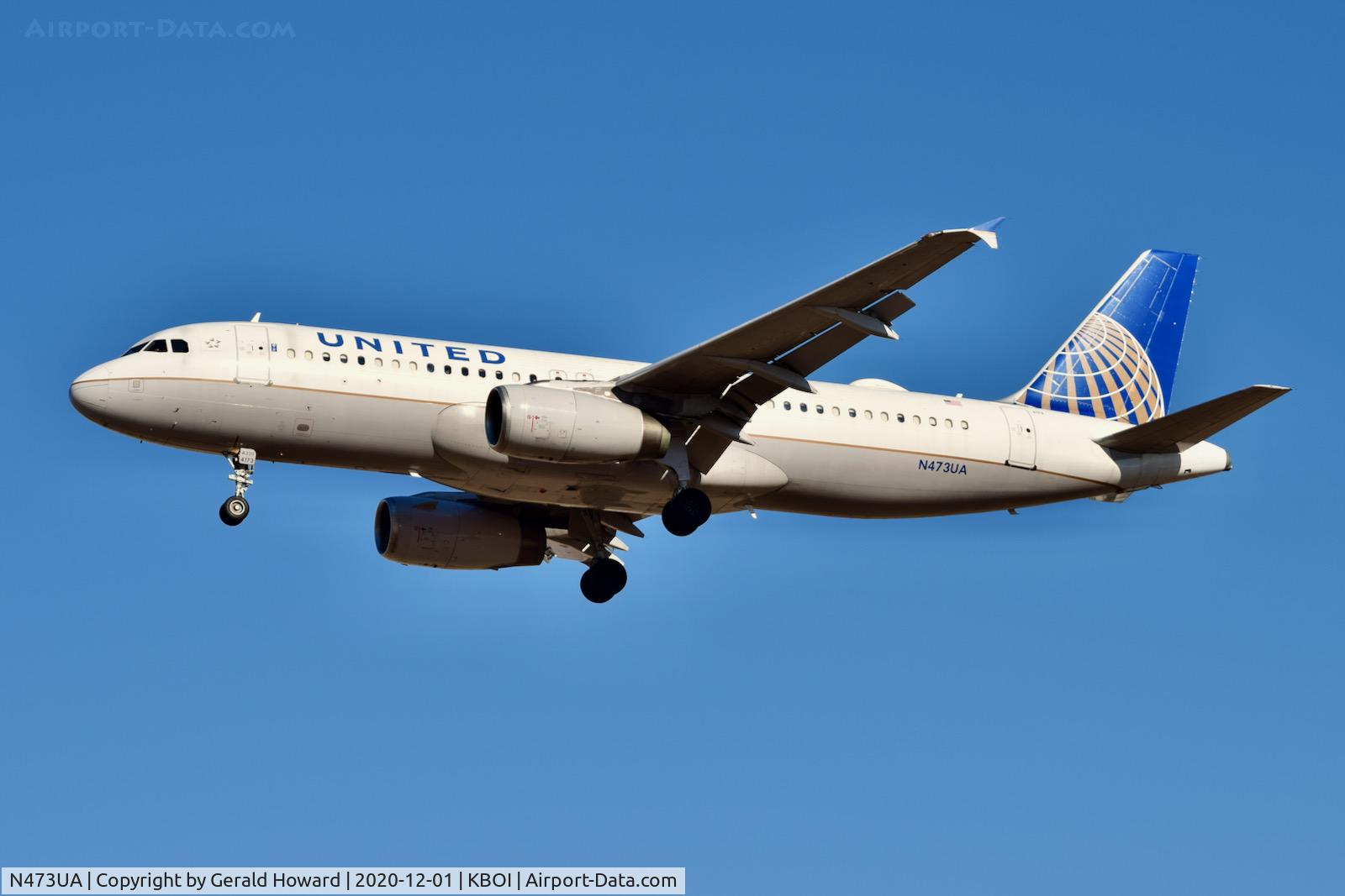 N473UA, 2001 Airbus A320-232 C/N 1469, Landing 28R.