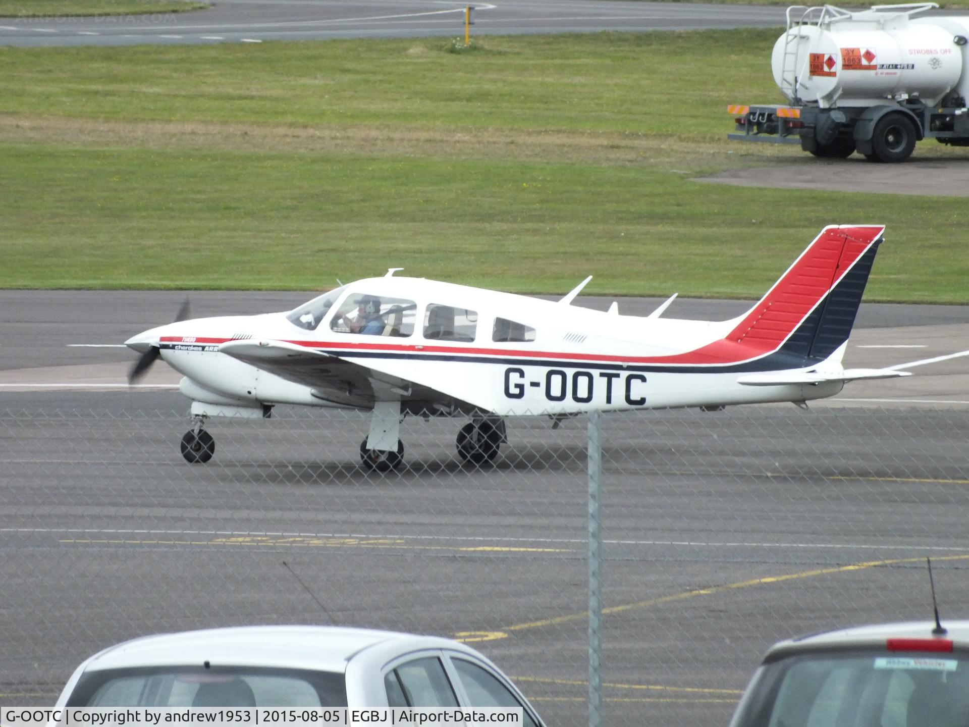 G-OOTC, 1977 Piper PA-28R-201T Cherokee Arrow III C/N 28R-7703086, G-OOTC at Gloucestershire Airport.