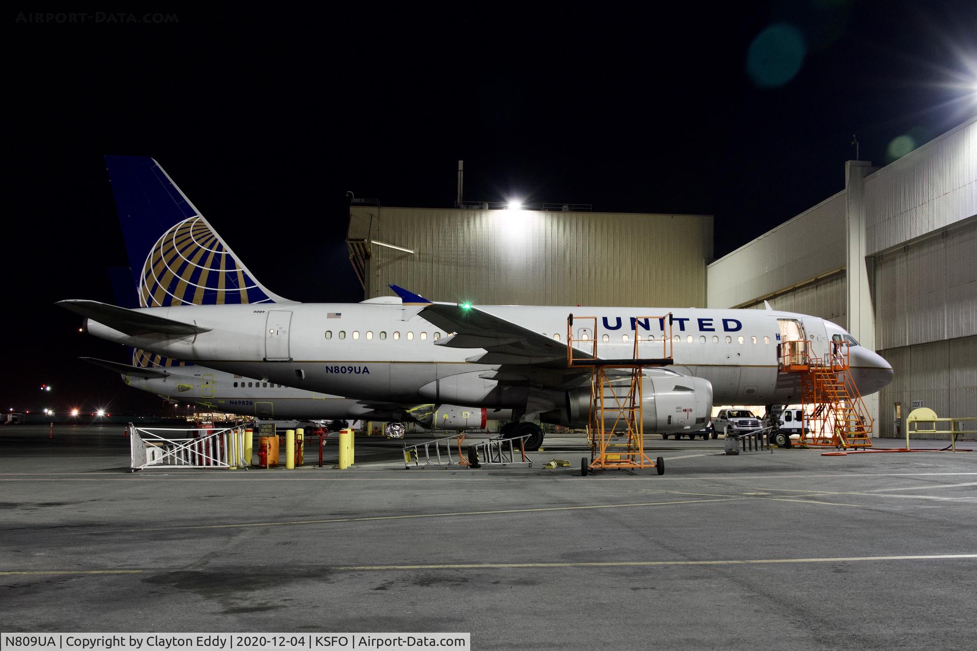 N809UA, 1998 Airbus A319-131 C/N 825, SFO 2020.
