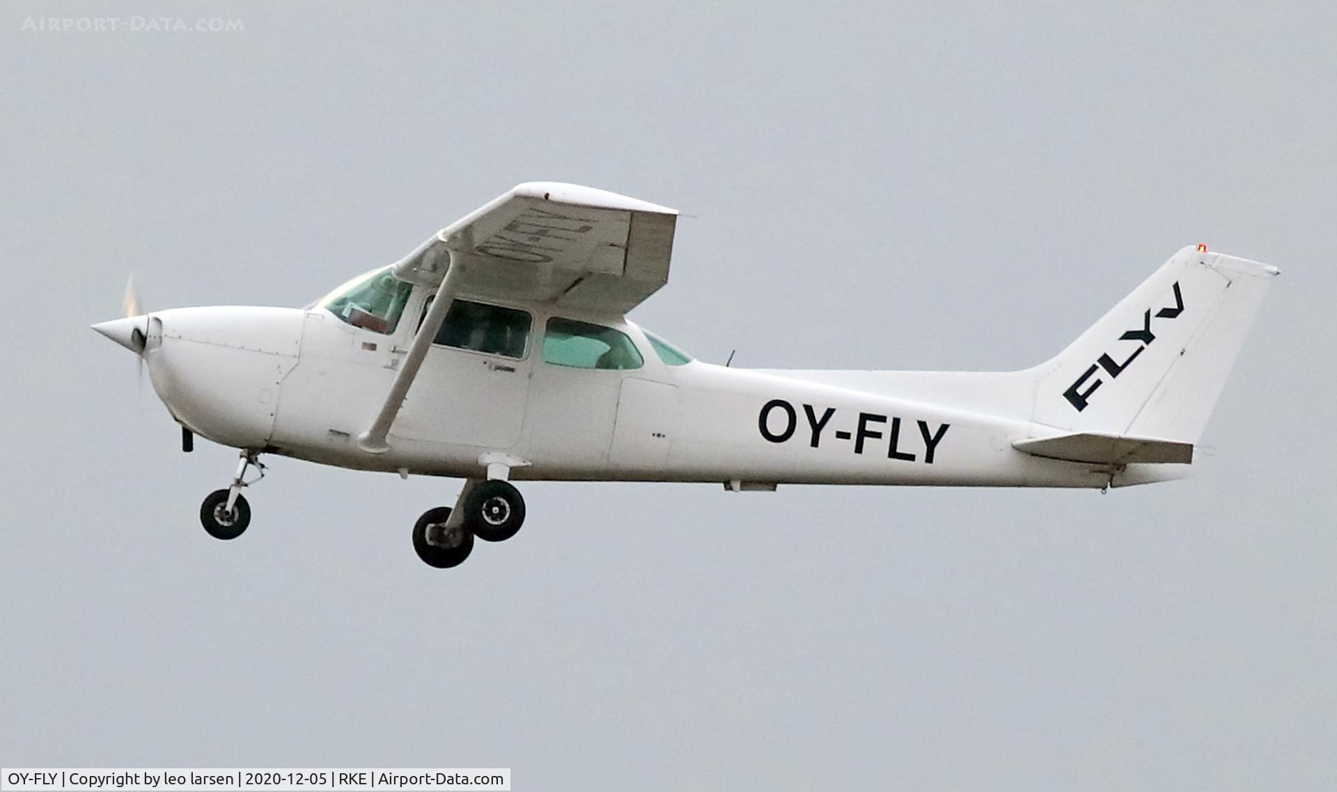OY-FLY, 1982 Cessna 172P Skyhawk C/N 1727597, Roskilde 5.12.2020