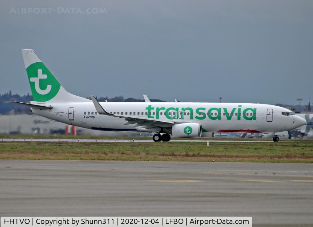 F-HTVO, 2006 Boeing 737-8GJ C/N 34898, Lining up rwy 14L for departure...
