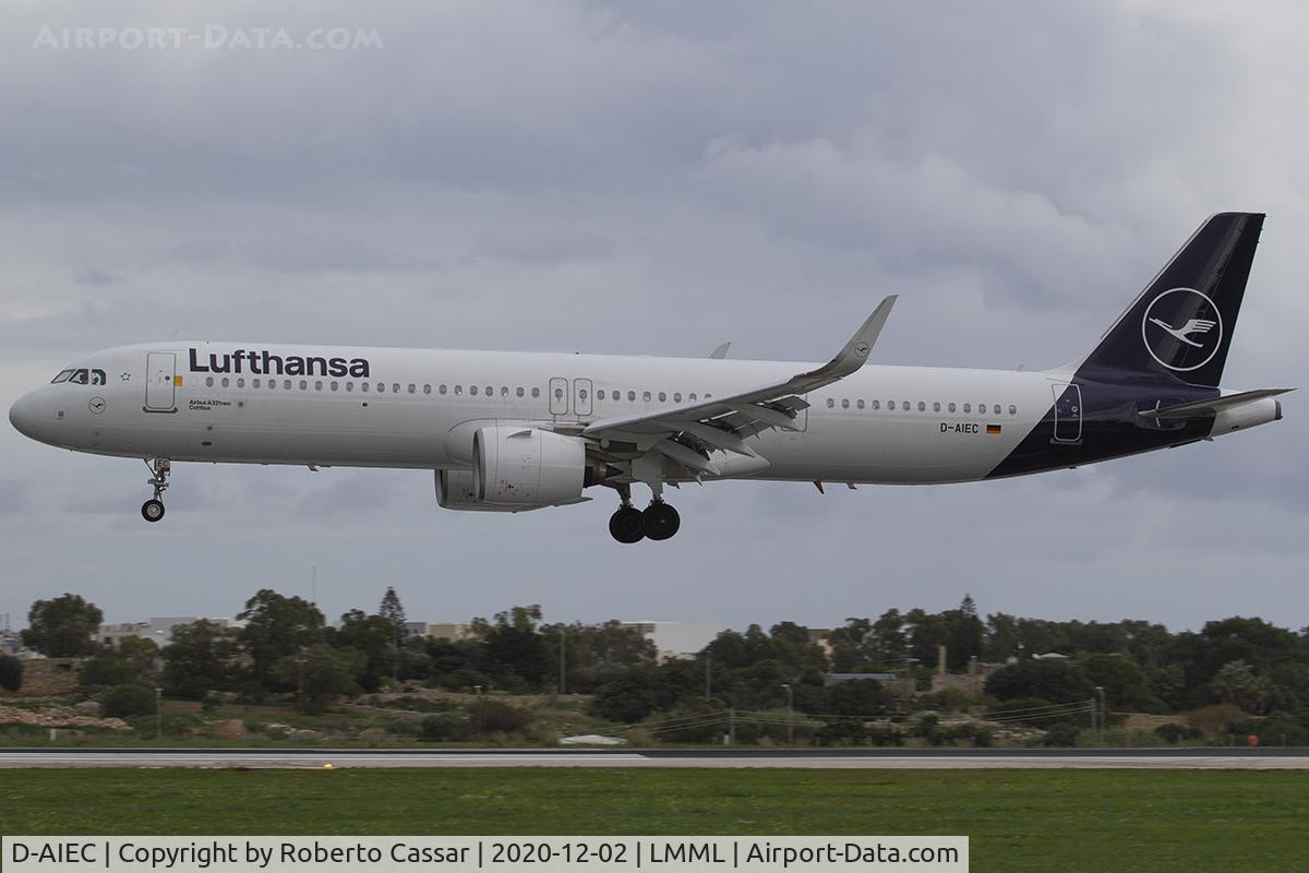 D-AIEC, 2019 Airbus A321-271NX C/N 8814, Runway 31