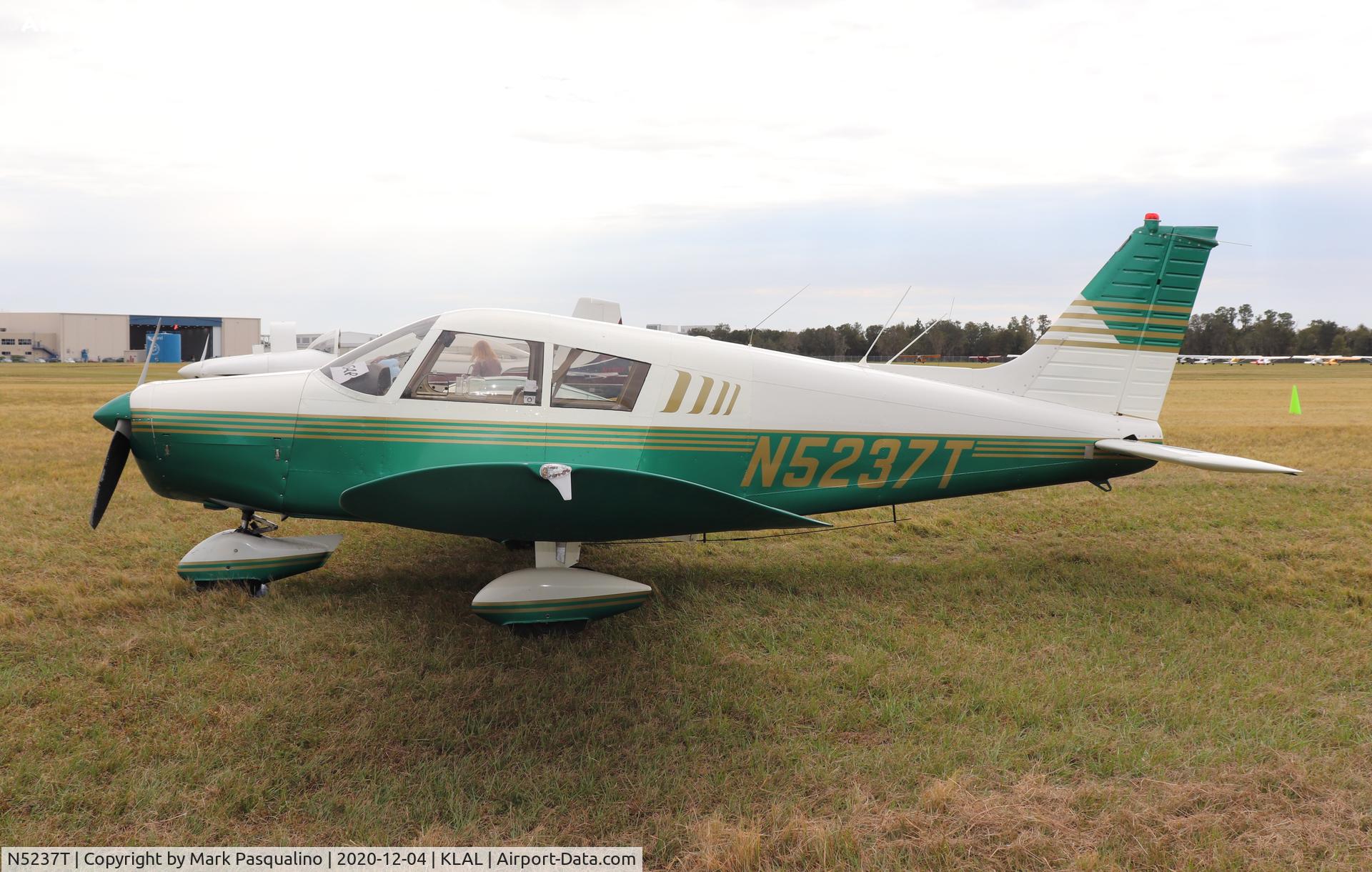 N5237T, 1972 Piper PA-28-140 C/N 28-7225366, Piper PA-28-140