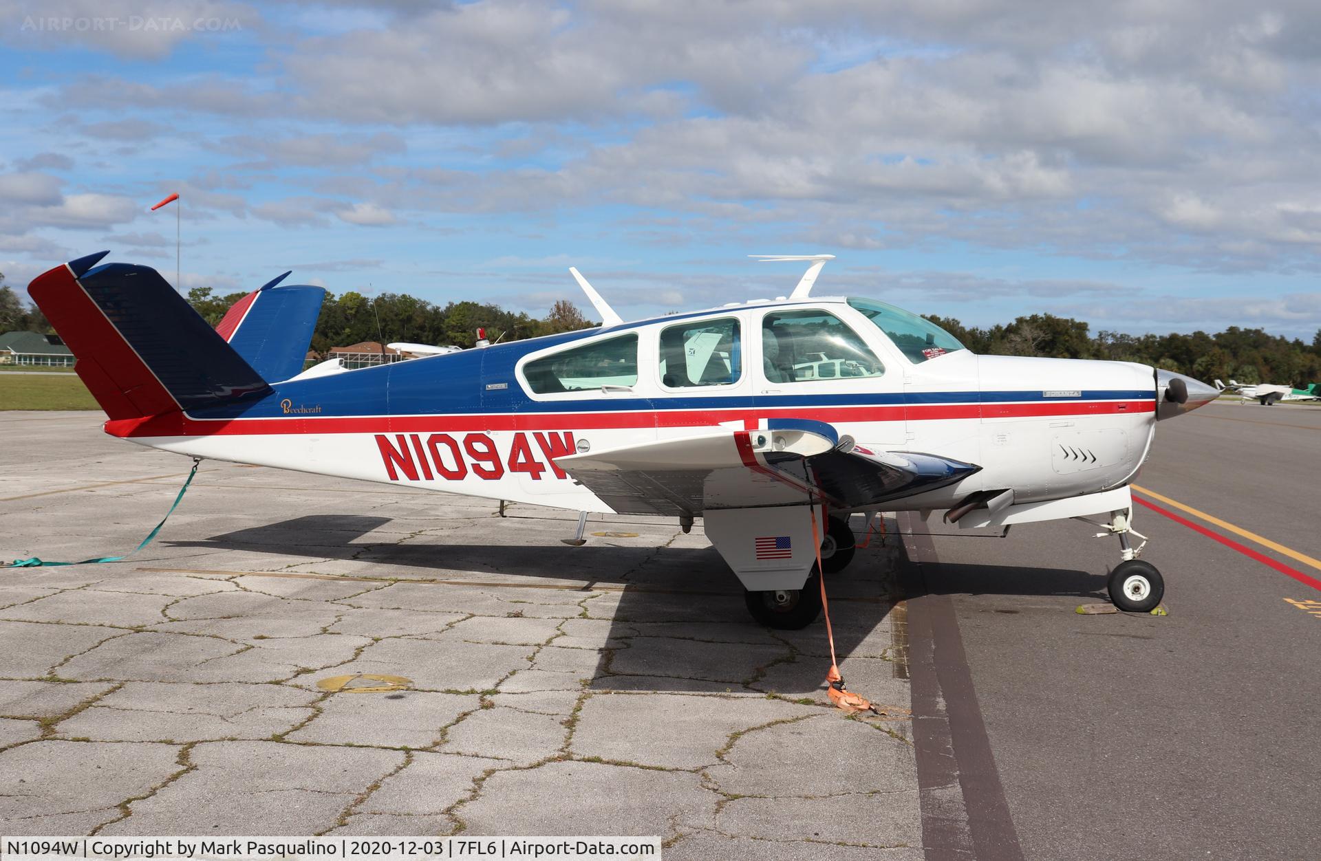 N1094W, 1973 Beech V35B Bonanza C/N D-9470, Beech V35B