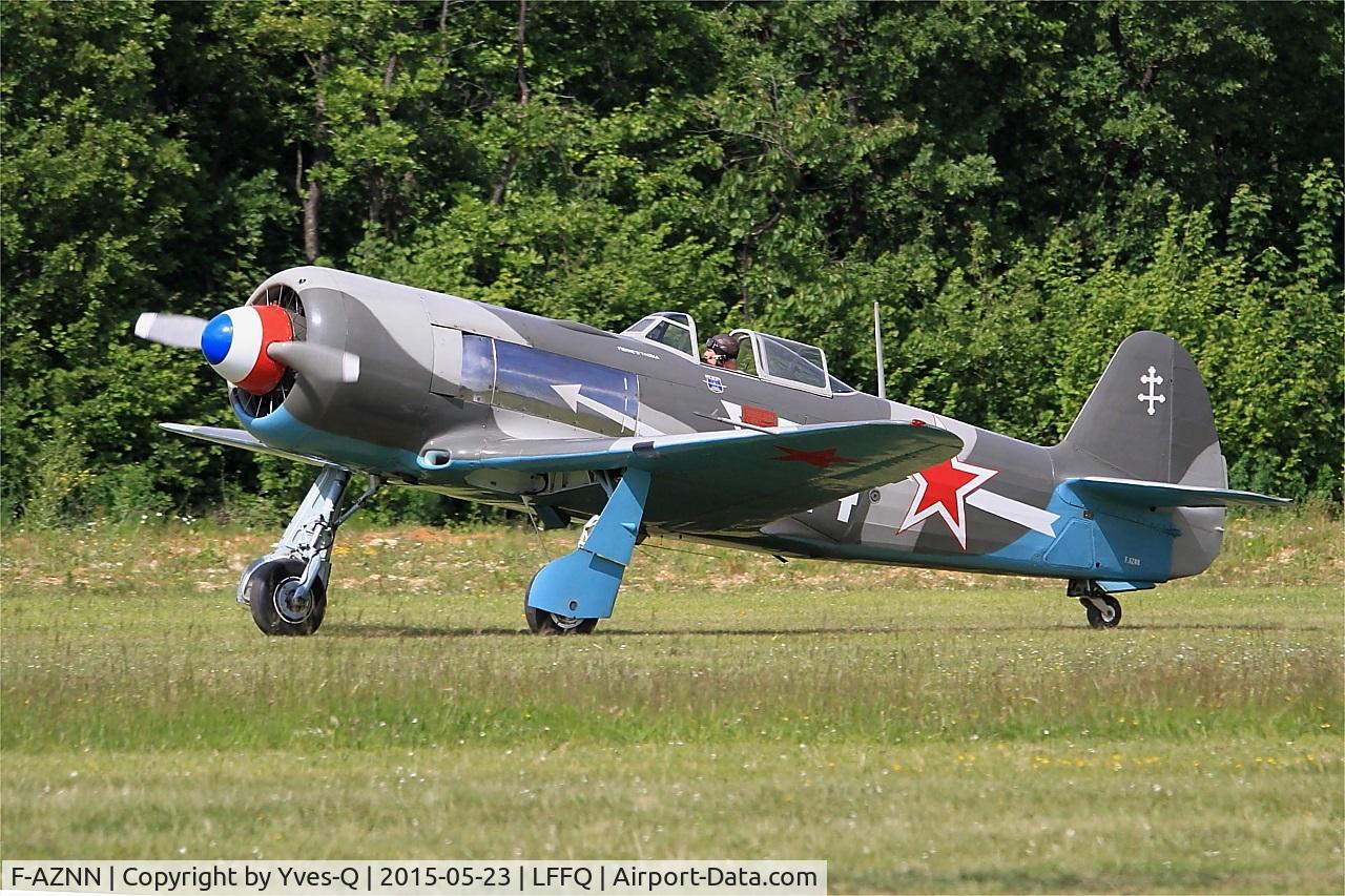 F-AZNN, Yakovlev Yak-11 C/N 25 III/05, Yakovlev YAK-11, Taxiing to parking area, La Ferté-Alais airfield (LFFQ) Airshow 2015