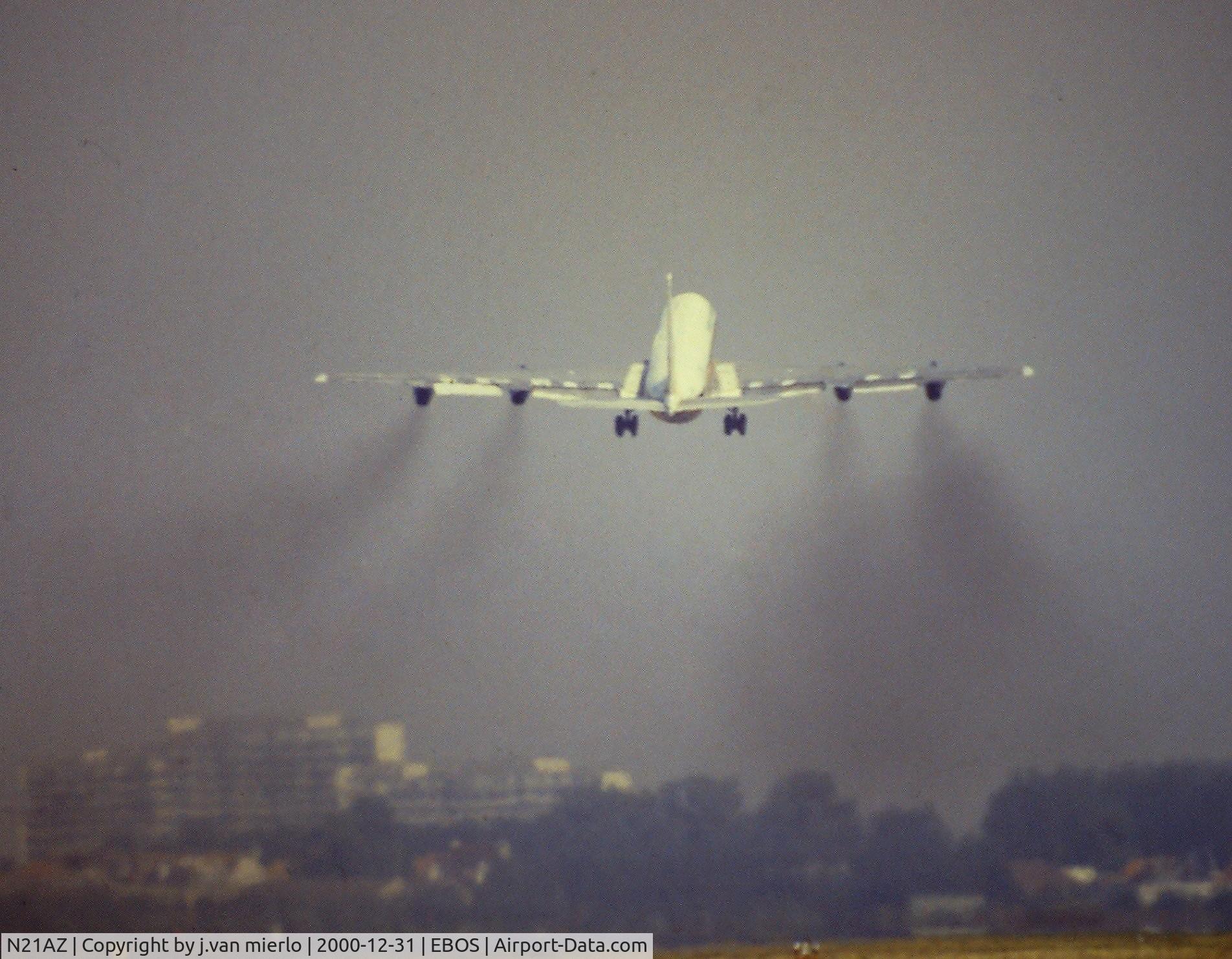 N21AZ, 1964 Boeing 707-351C C/N 18747, scan from slide