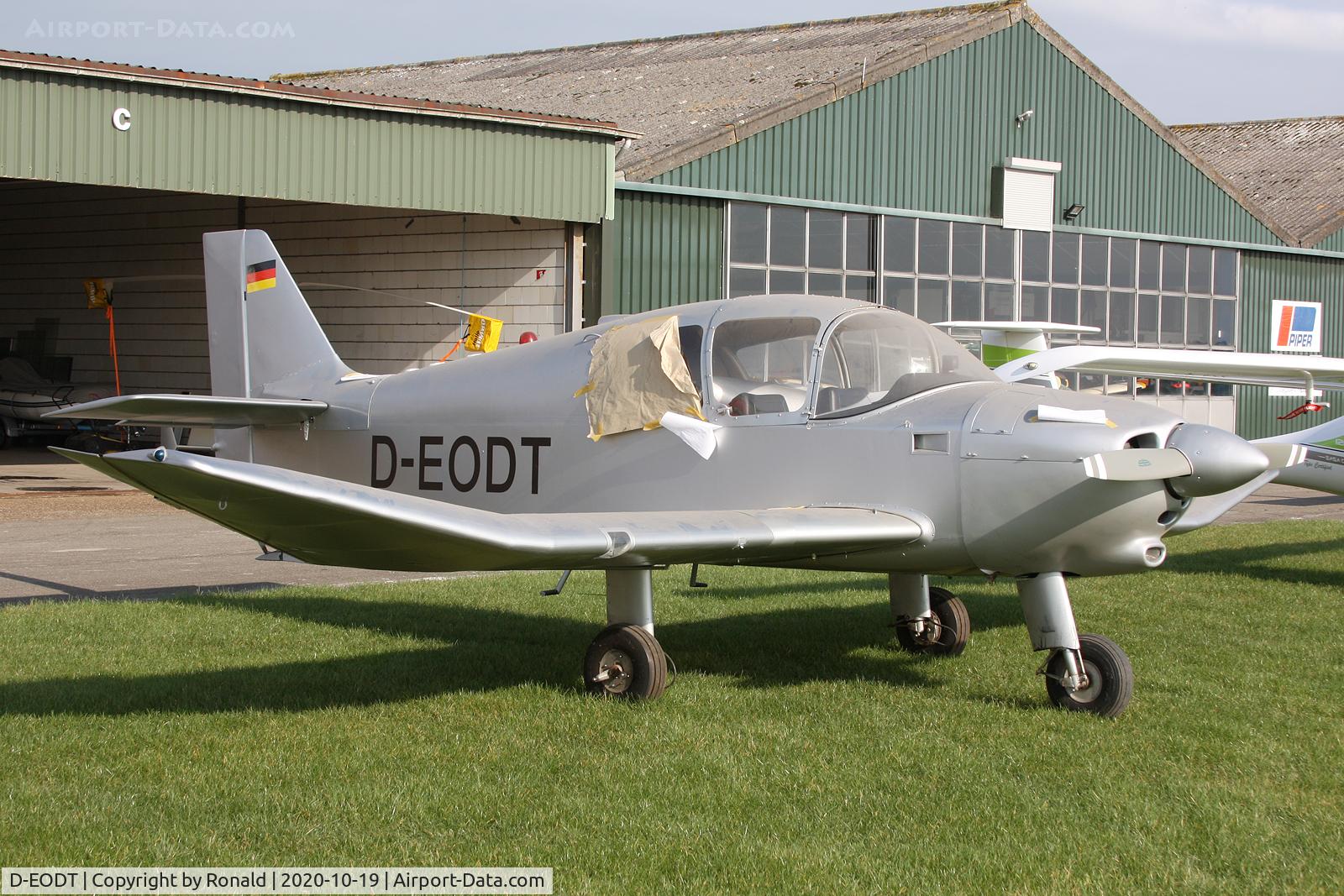 D-EODT, Robin DR-253 Regent C/N 198, needs a wash
