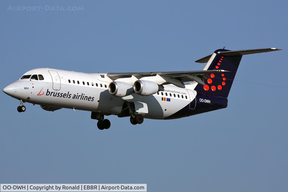 OO-DWH, 1998 British Aerospace Avro 146-RJ100 C/N E3340, at bru