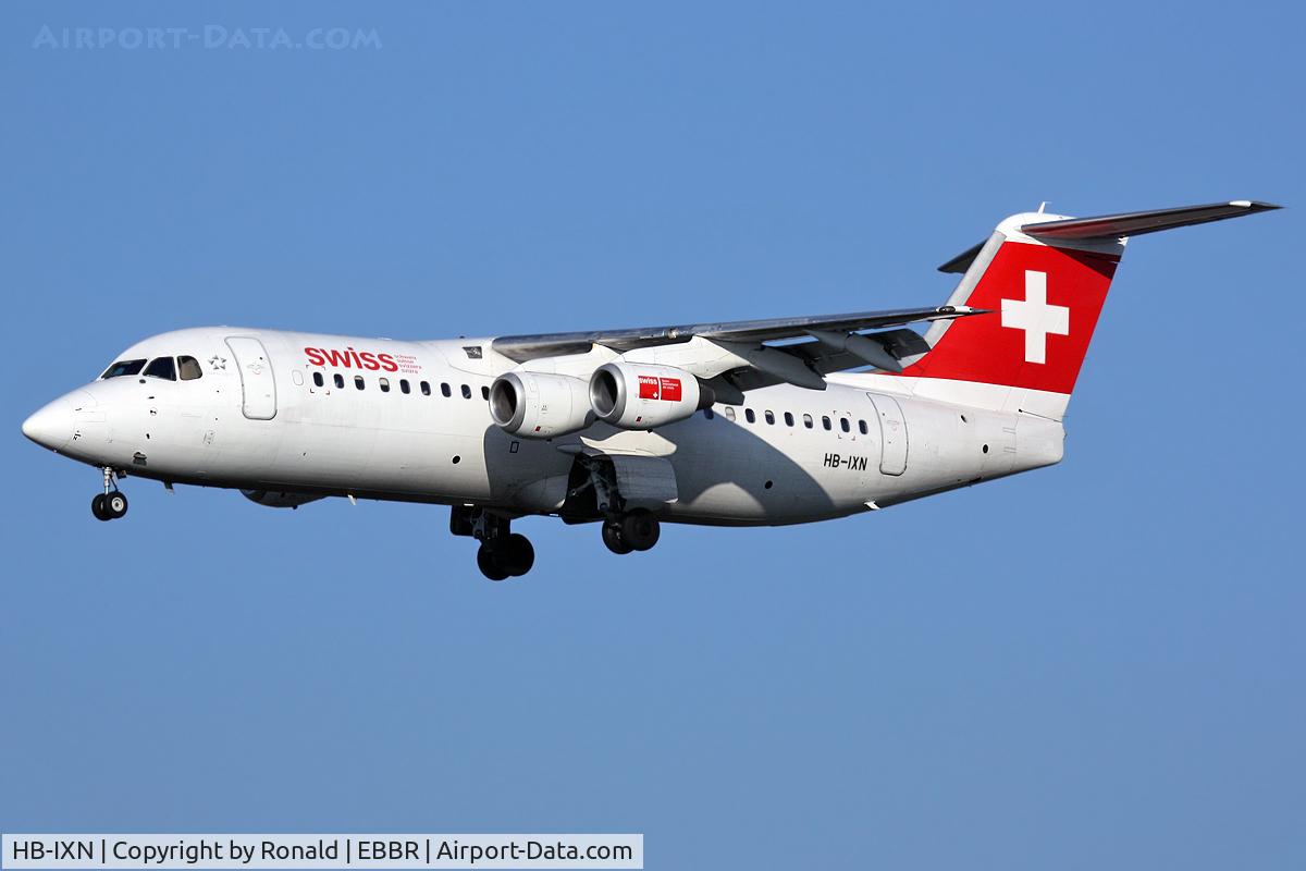 HB-IXN, 1996 British Aerospace Avro 146-RJ100 C/N E3286, at bru