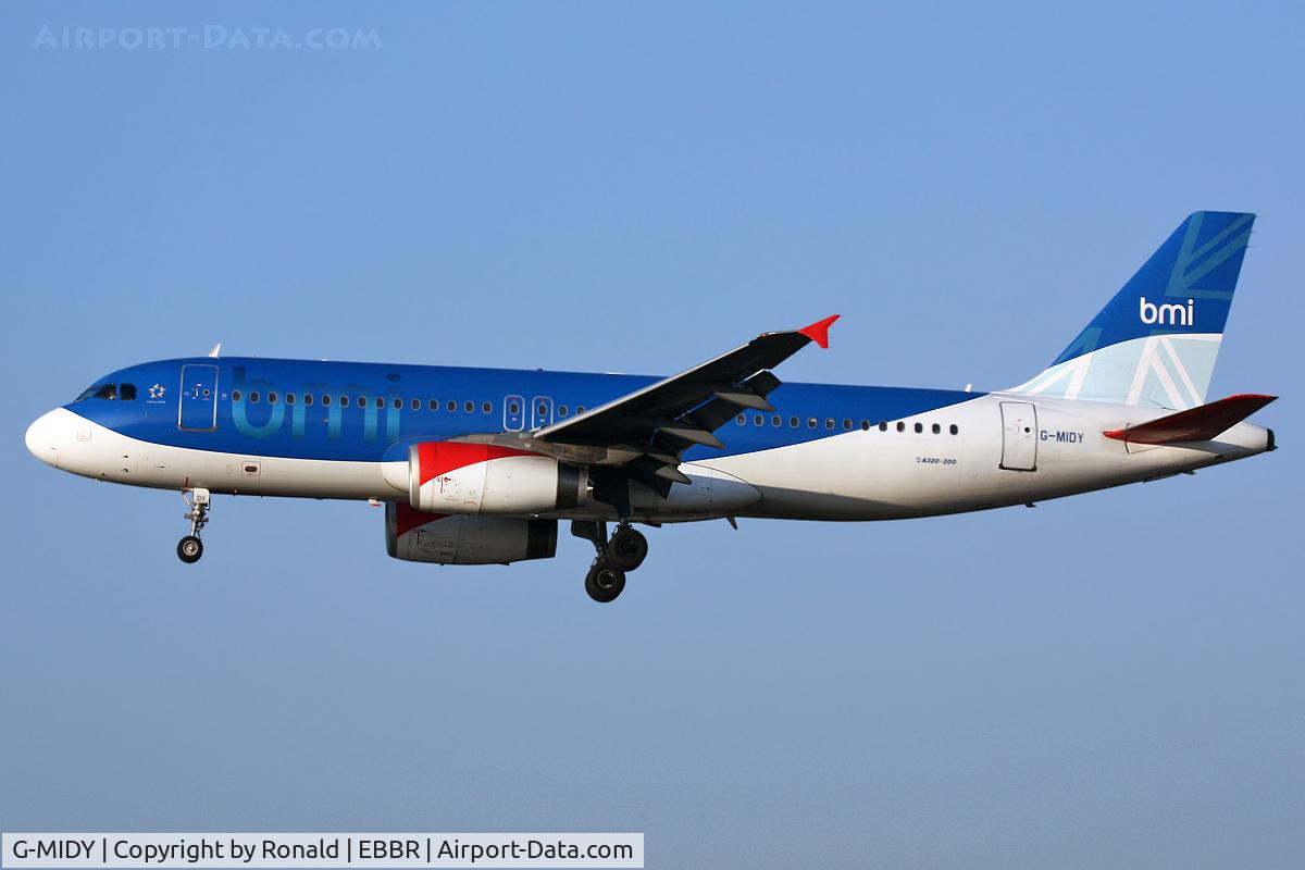 G-MIDY, 1999 Airbus A320-232 C/N 1014, at bru