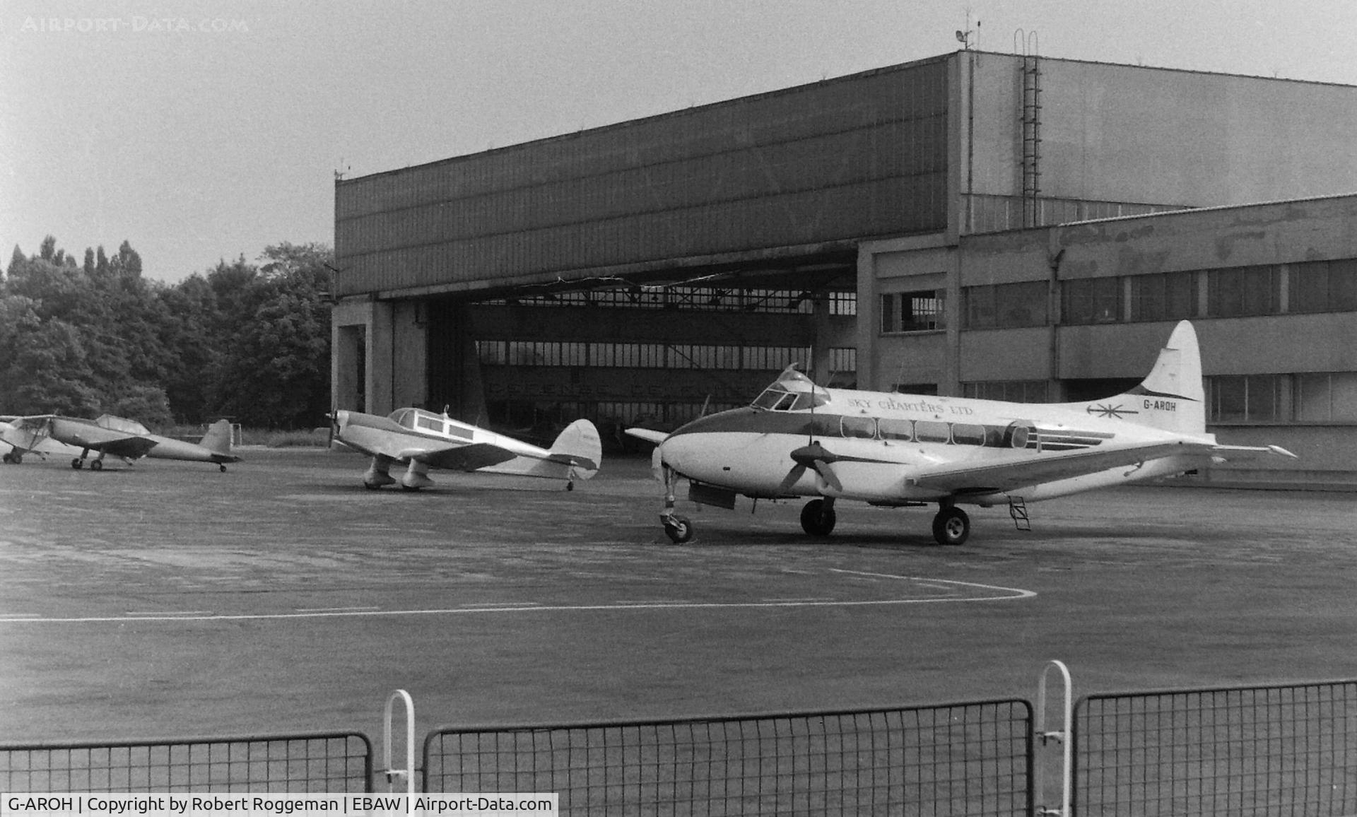 G-AROH, 1953 De Havilland DH-104 Dove 5 C/N 04415, SKY CHARTERS LTD.1964.