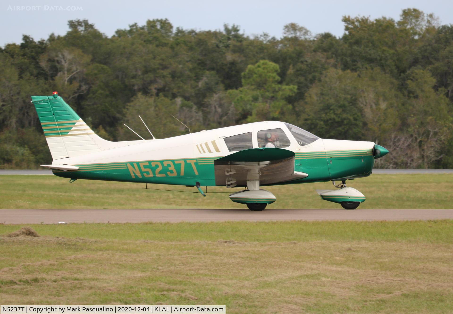 N5237T, 1972 Piper PA-28-140 C/N 28-7225366, Piper PA-28-140