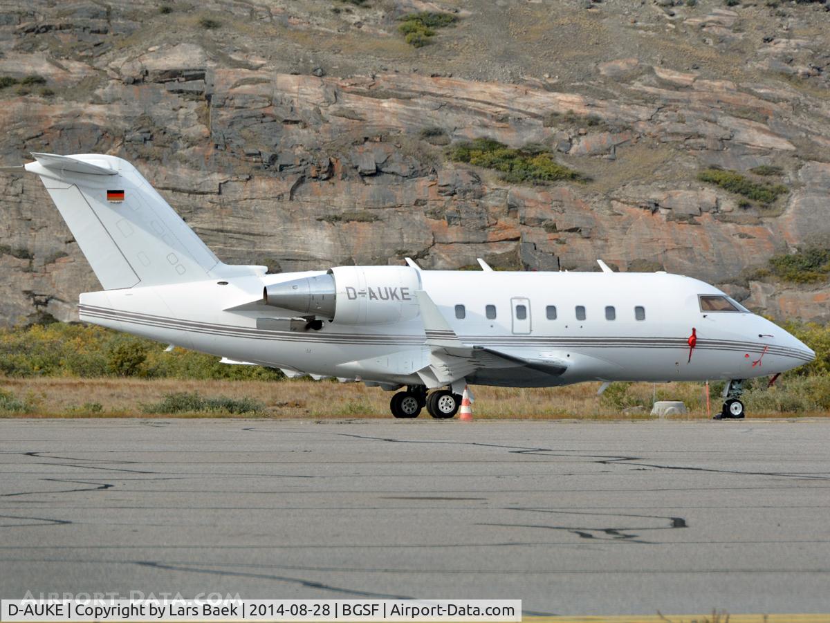 D-AUKE, 1998 Bombardier Challenger 604 (CL-600-2B16) C/N 5389, Jetcall