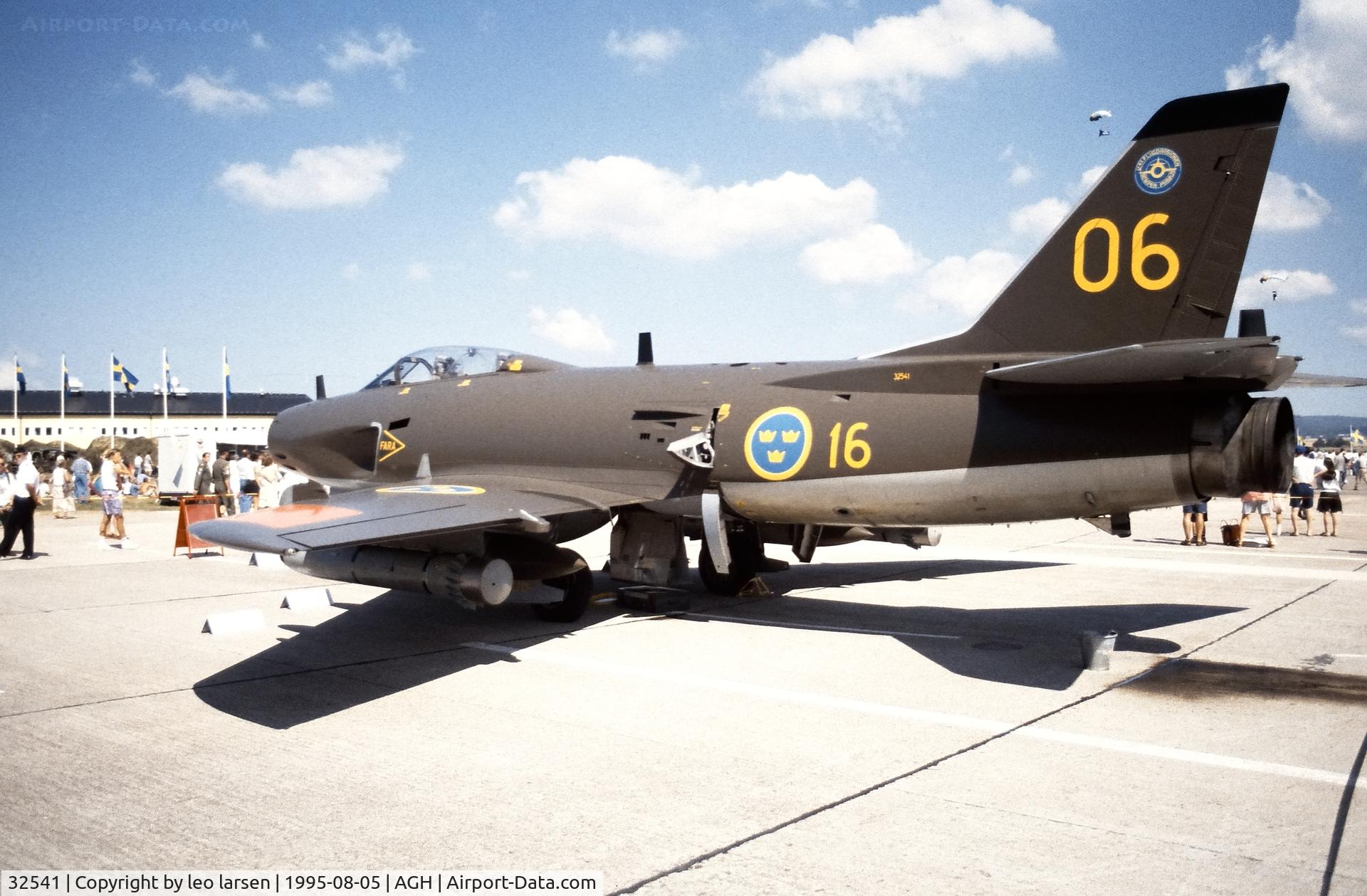 32541, 1959 Saab J-32E Lansen C/N 32541, Ängelholm F.10 5.8.1995