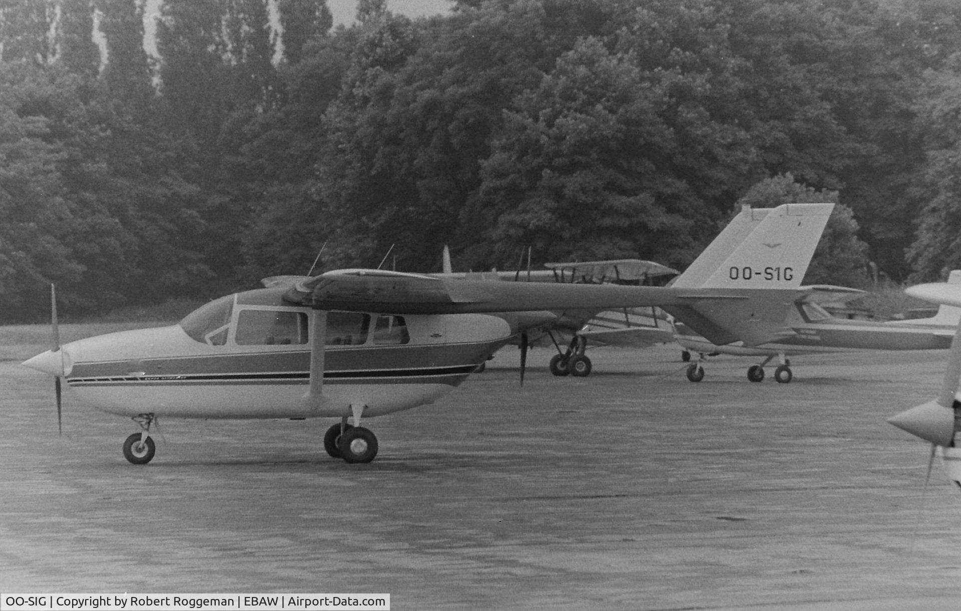 OO-SIG, 1965 Cessna 337 Super Skymaster C/N 337-0047, 1964.
