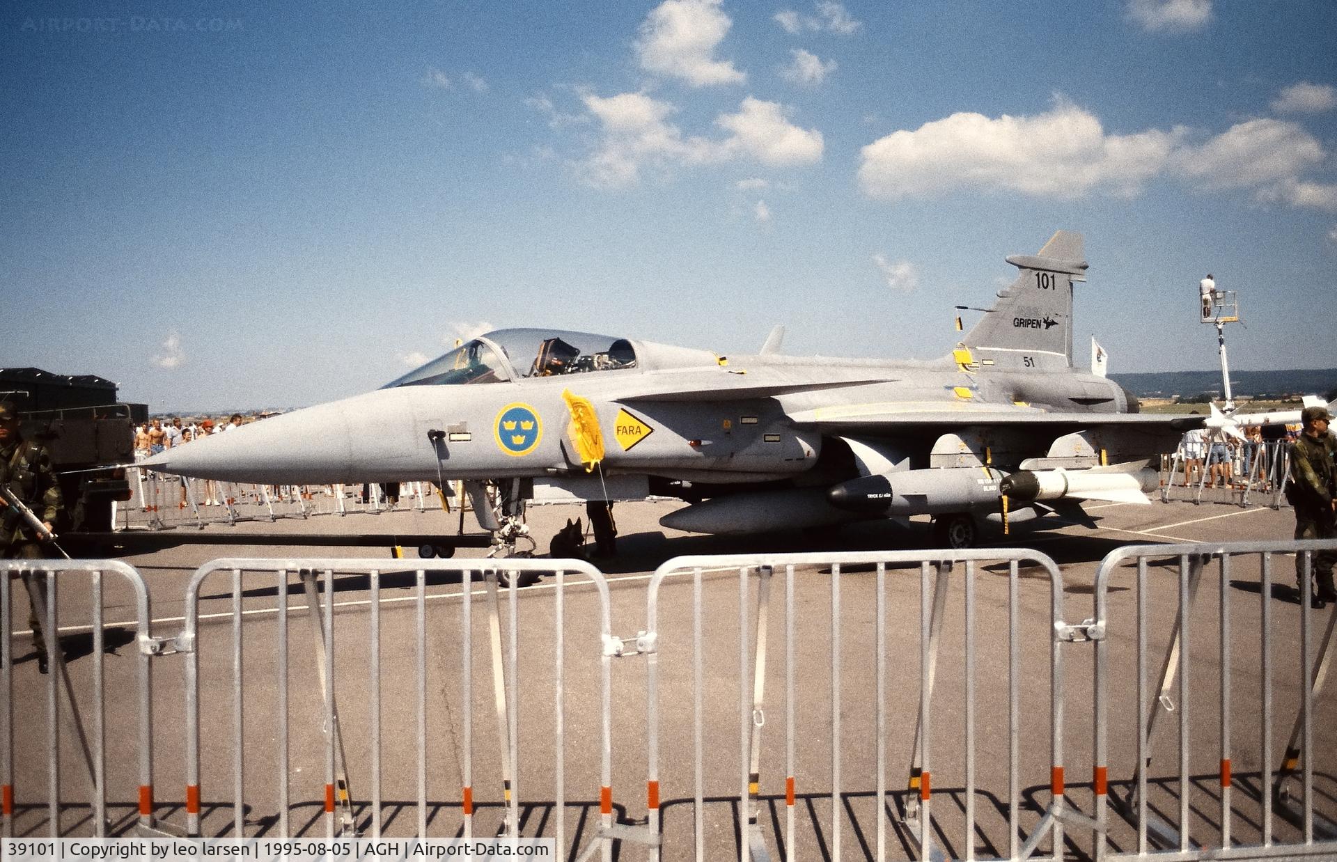 39101, 1992 Saab JAS-39A Gripen C/N 39-101, Ängelholm F.10 5.8.1995