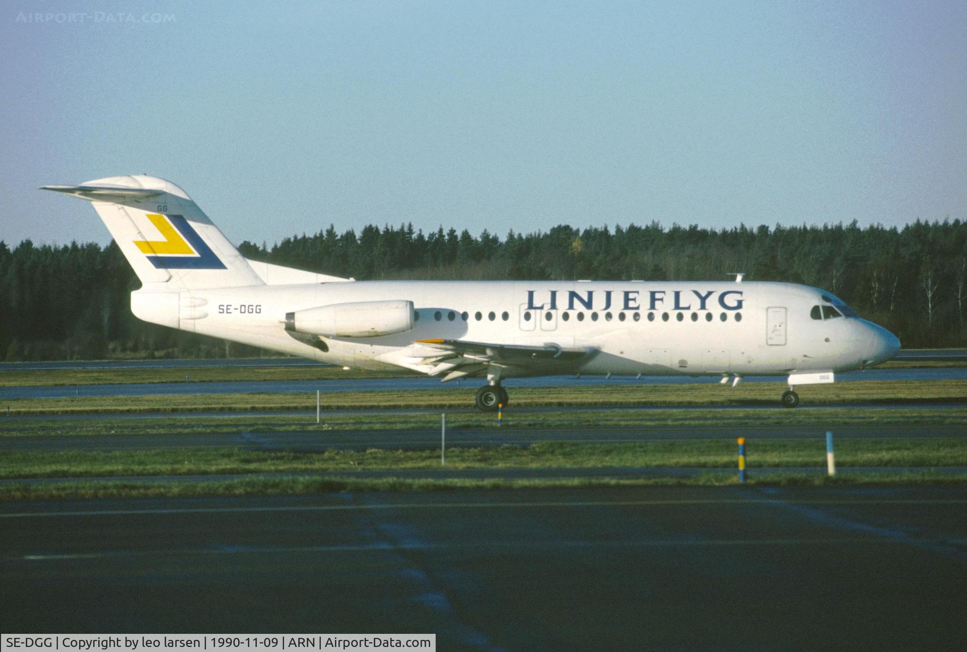 SE-DGG, 1977 Fokker F.28-4000 Fellowship C/N 11116, Arlanda 9.11.1990