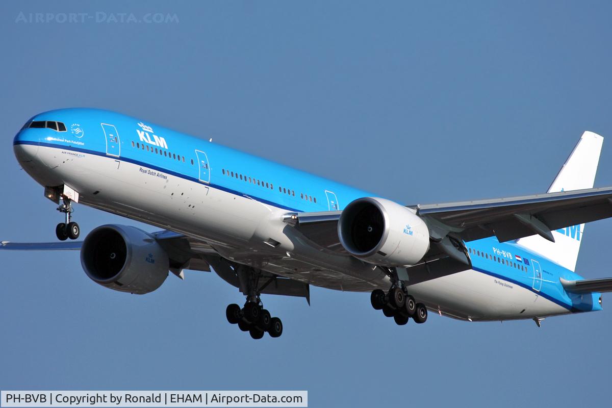 PH-BVB, 2008 Boeing 777-306/ER C/N 36145, at spl