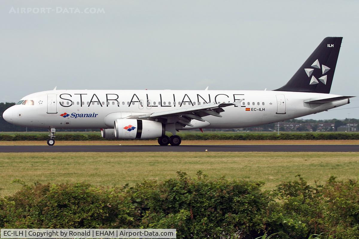 EC-ILH, 2002 Airbus A320-232 C/N 1914, at spl