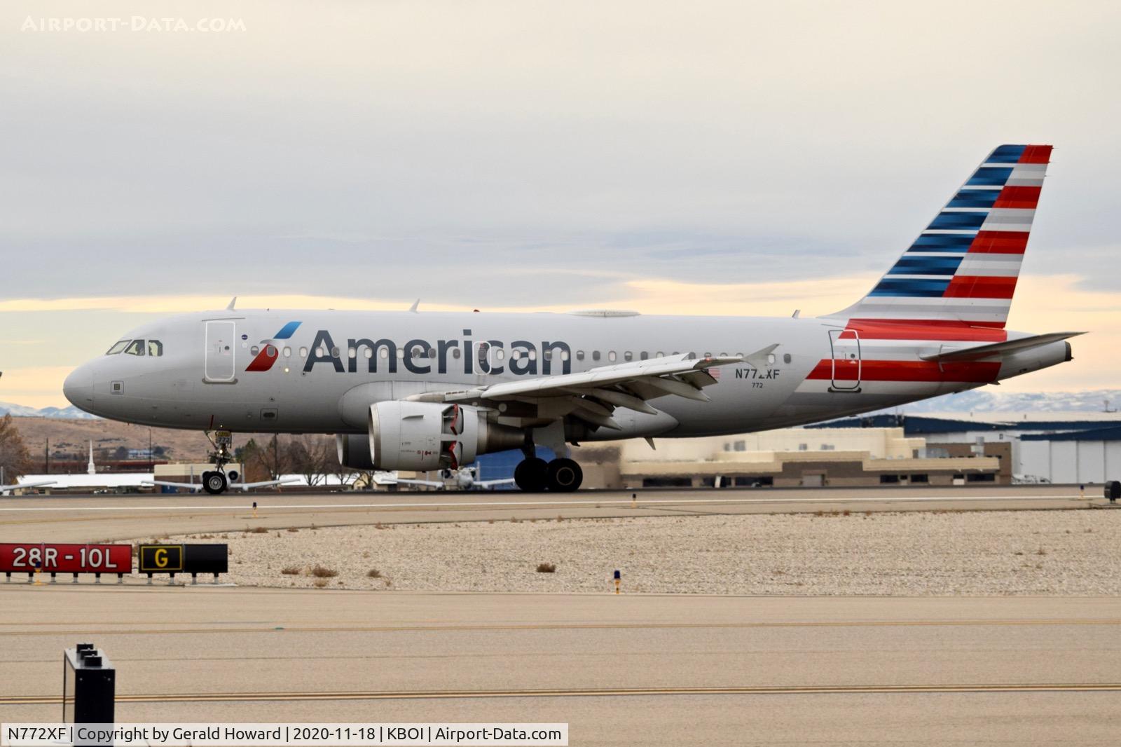 N772XF, 2003 Airbus A319-112 C/N 1997, Reverse thrusters out.