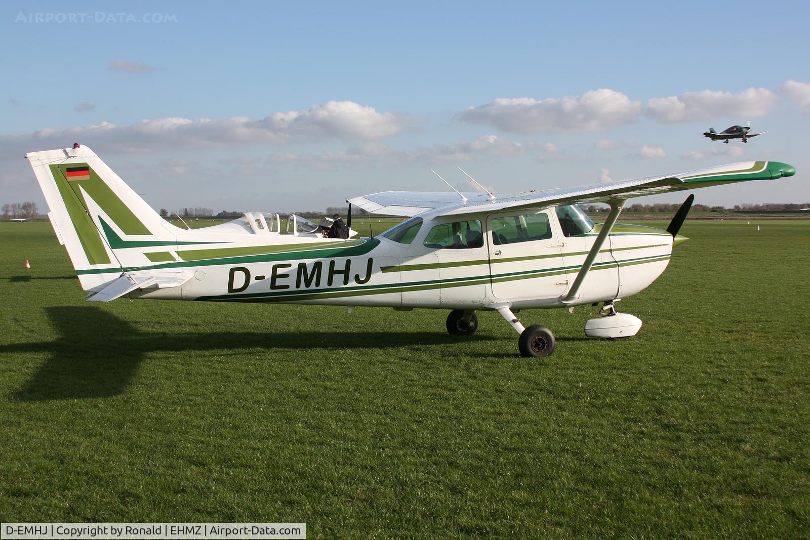 D-EMHJ, Reims F172P Skyhawk II C/N 2064, at ehmz