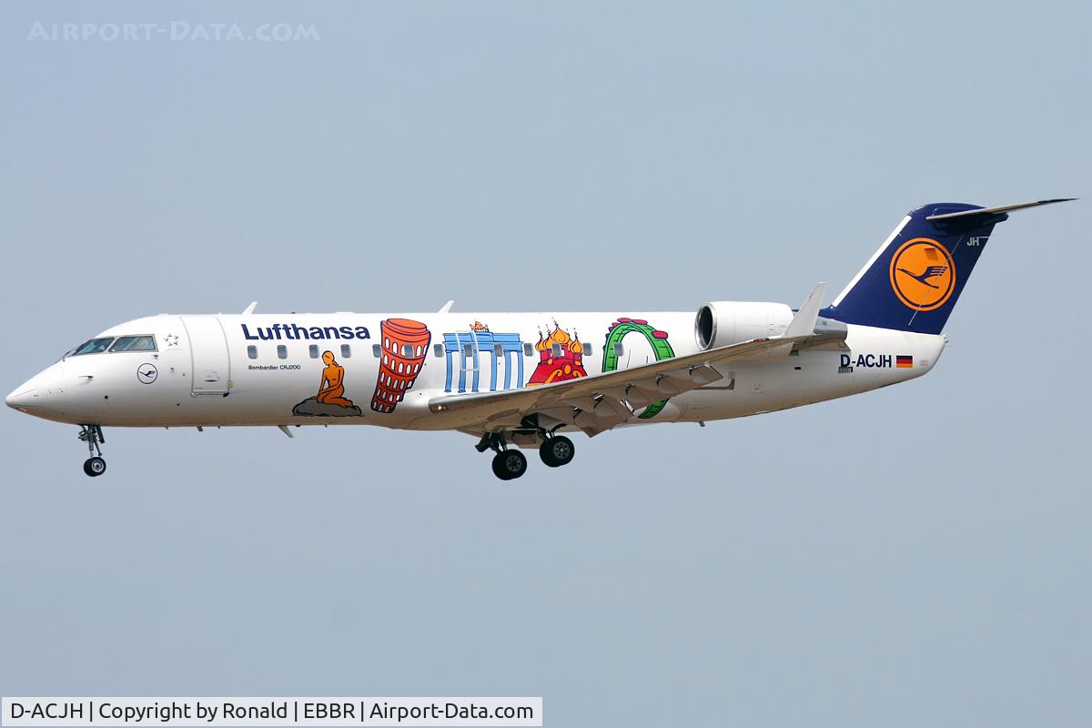 D-ACJH, 1998 Canadair CRJ-200LR (CL-600-2B19) C/N 7266, at bru