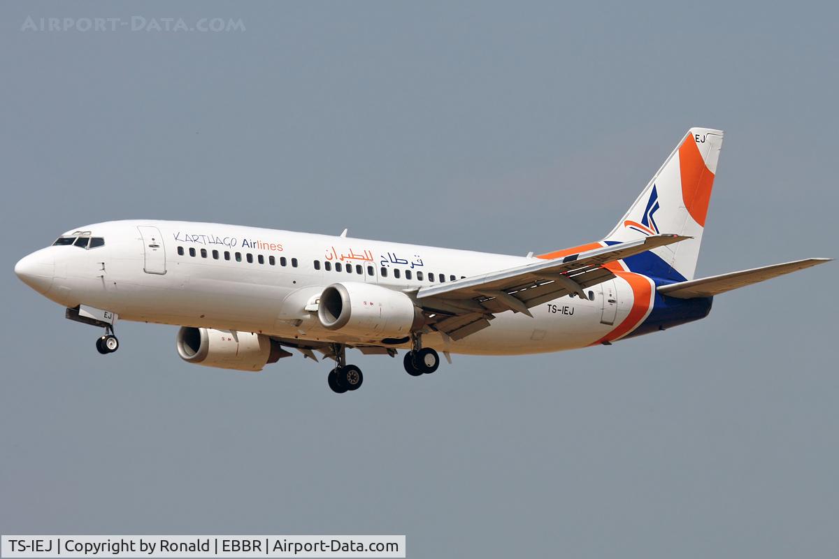 TS-IEJ, 1990 Boeing 737-322 C/N 24655, at bru