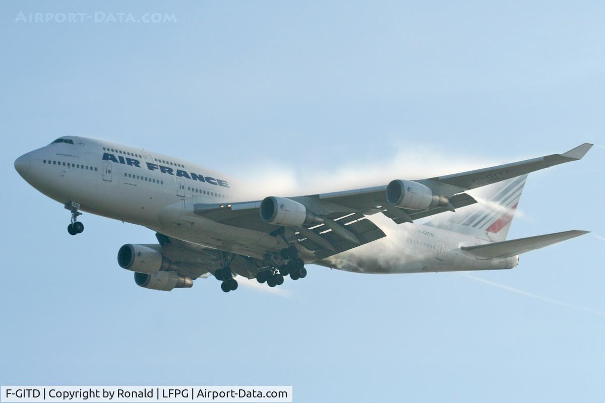 F-GITD, 1992 Boeing 747-428 C/N 25600, at cdg