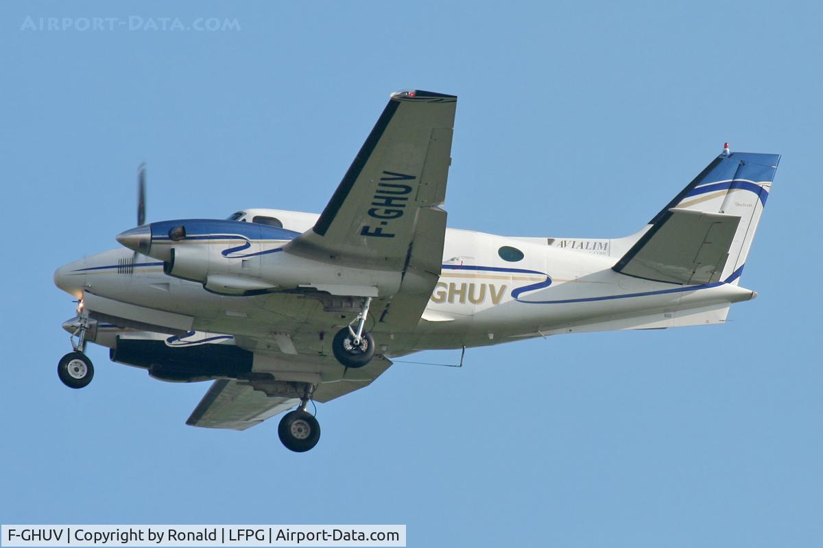 F-GHUV, 1978 Beech E90 King Air C/N LW-278, at cdg