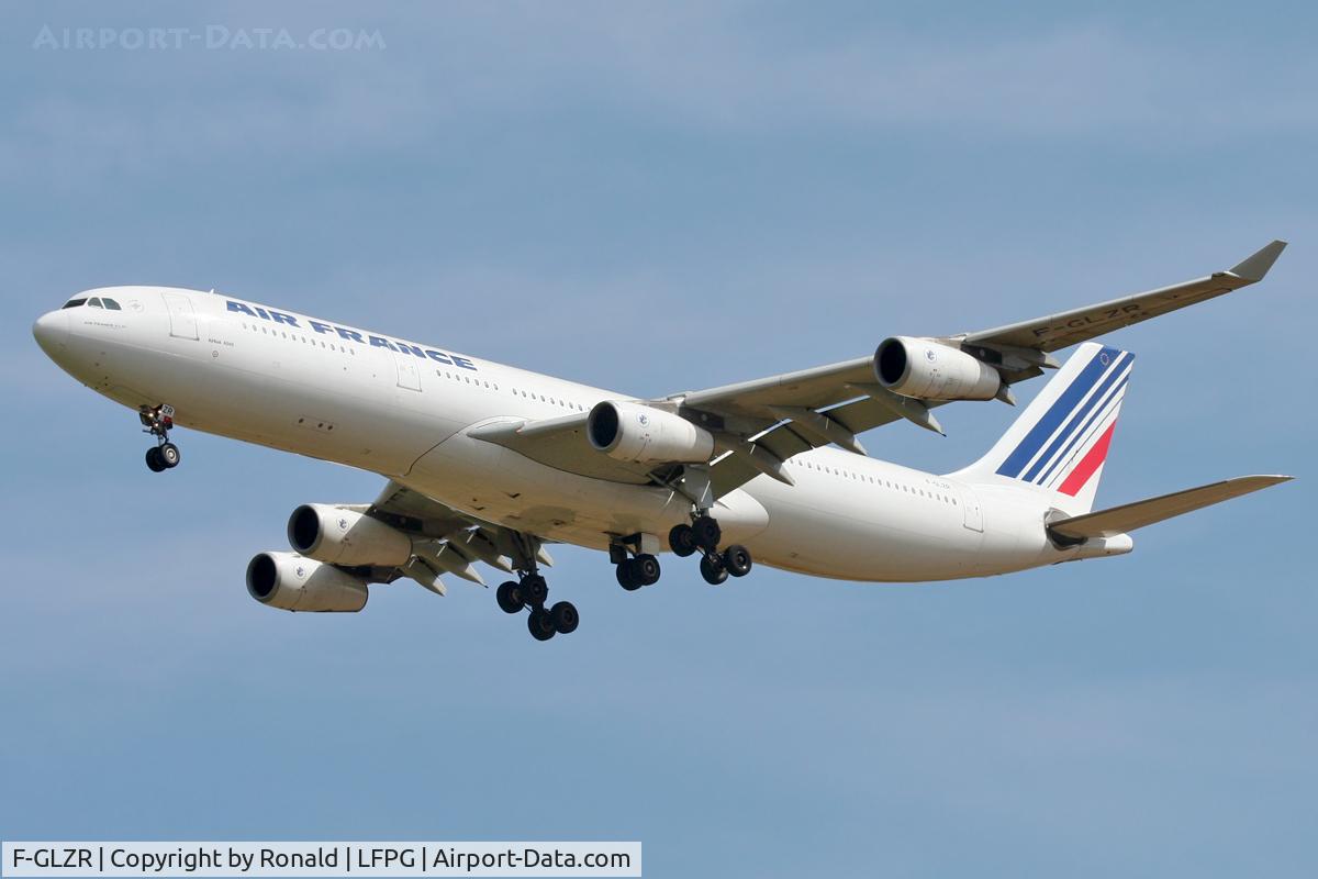 F-GLZR, 1999 Airbus A340-313X C/N 307, at cdg
