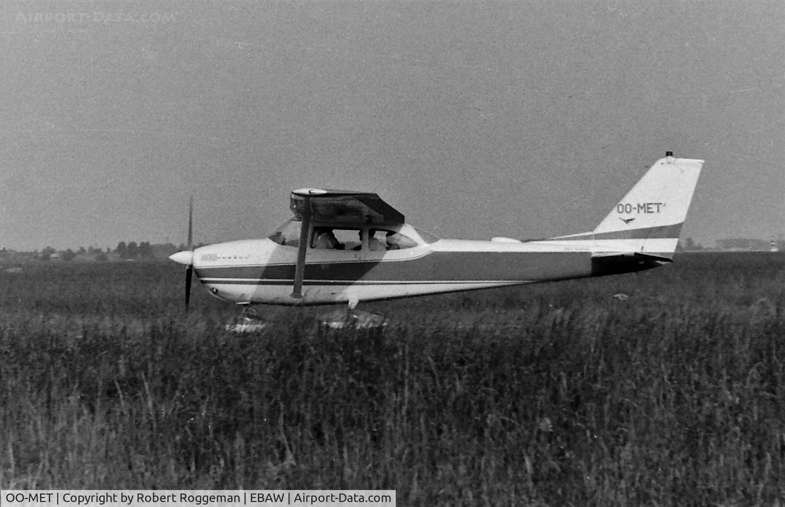 OO-MET, 1963 Cessna 172D C/N 17249978, 1964.