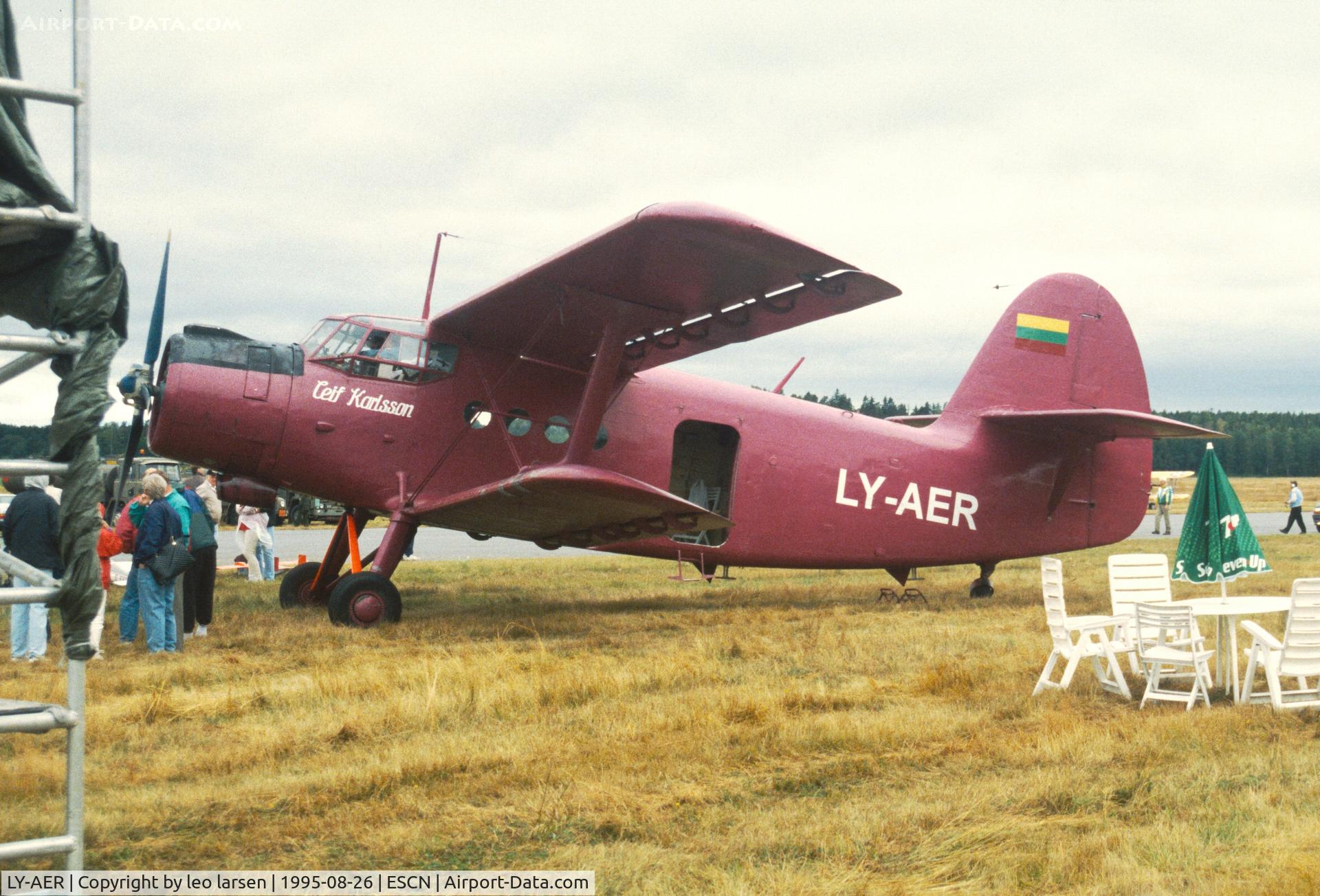 LY-AER, 1981 Antonov (PZL-Mielec) An-2R C/N 1G191-15, Tullinge 26.8.1995