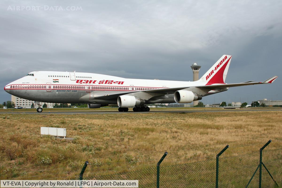 VT-EVA, 1996 Boeing 747-437 C/N 28094, at cdg