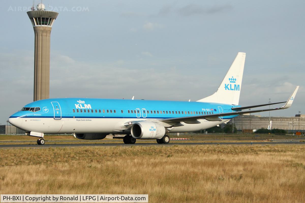 PH-BXI, 2000 Boeing 737-8K2 C/N 30358, at cdg