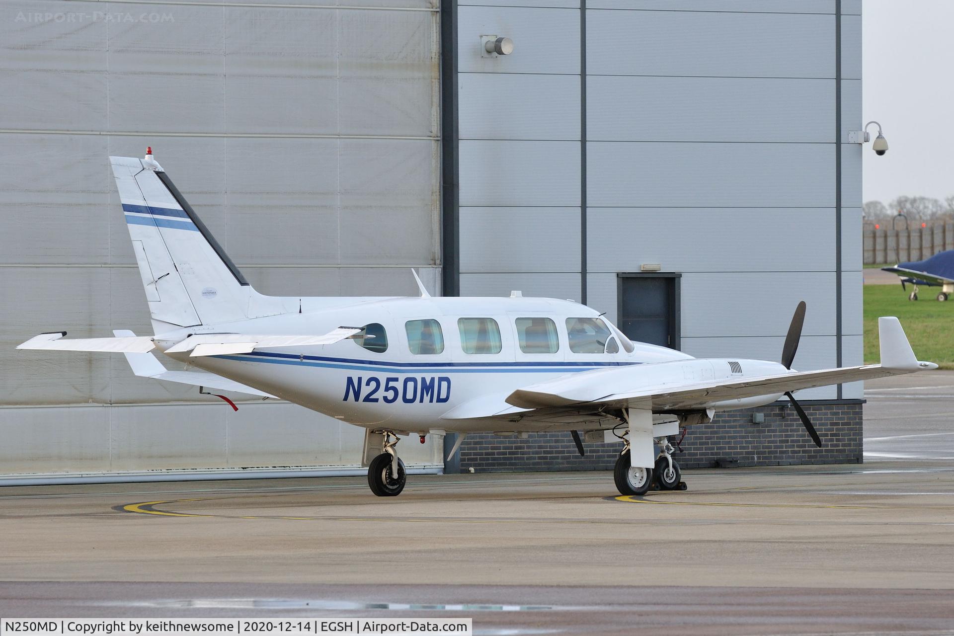 N250MD, 1971 Piper PA-31 Navajo C/N 31-742, Parked at Norwich.