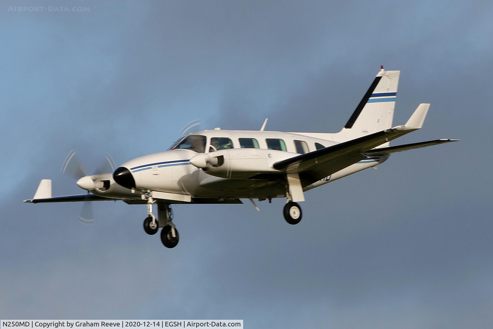 N250MD, 1971 Piper PA-31 Navajo C/N 31-742, On approach to Norwich.